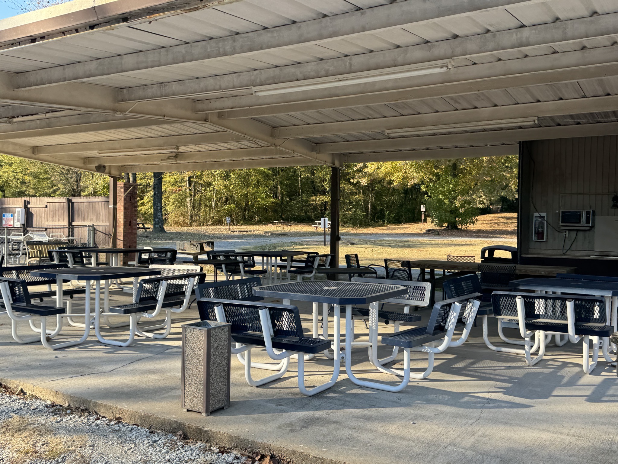 Picnic shelter