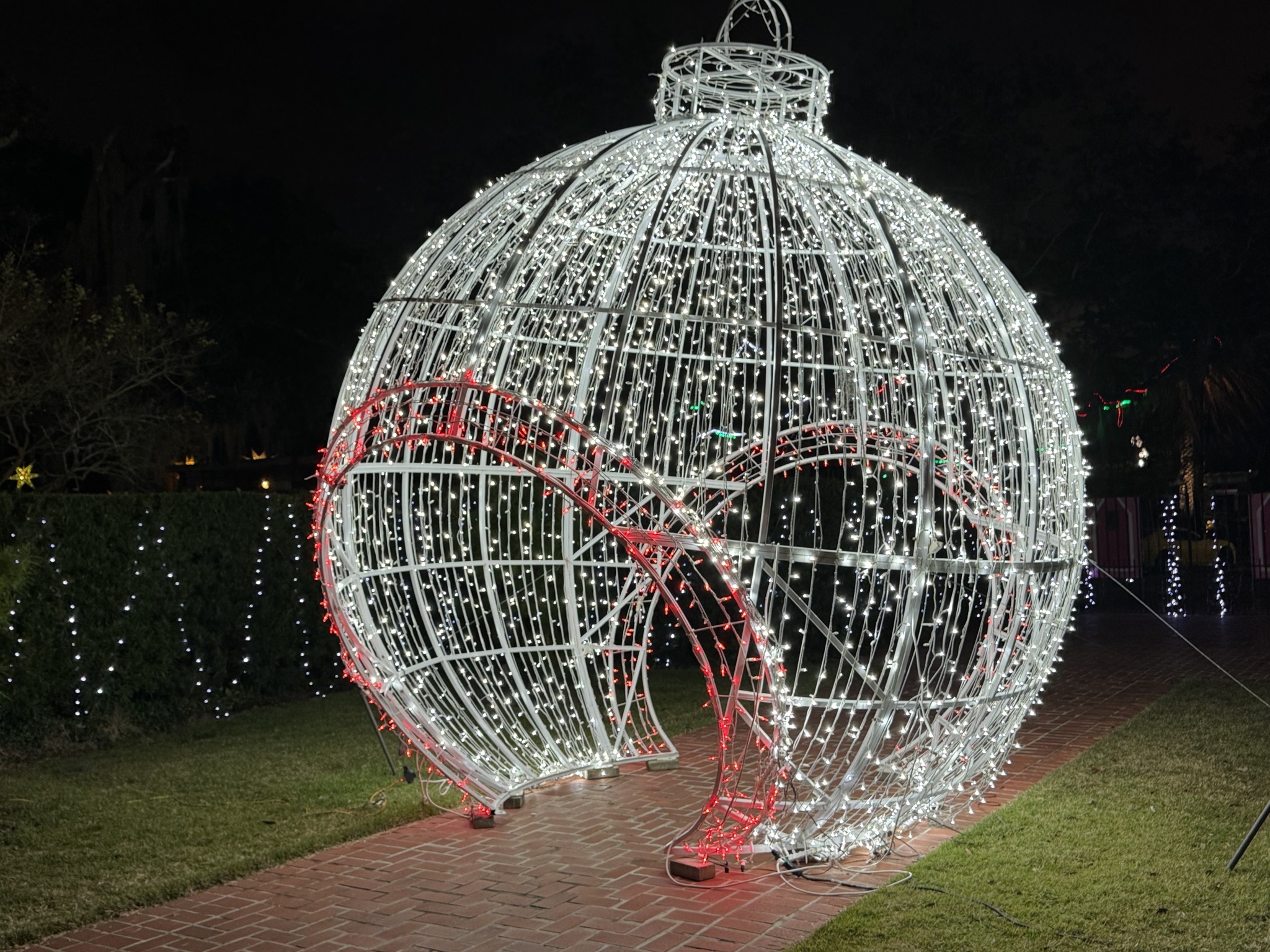 Holiday lights