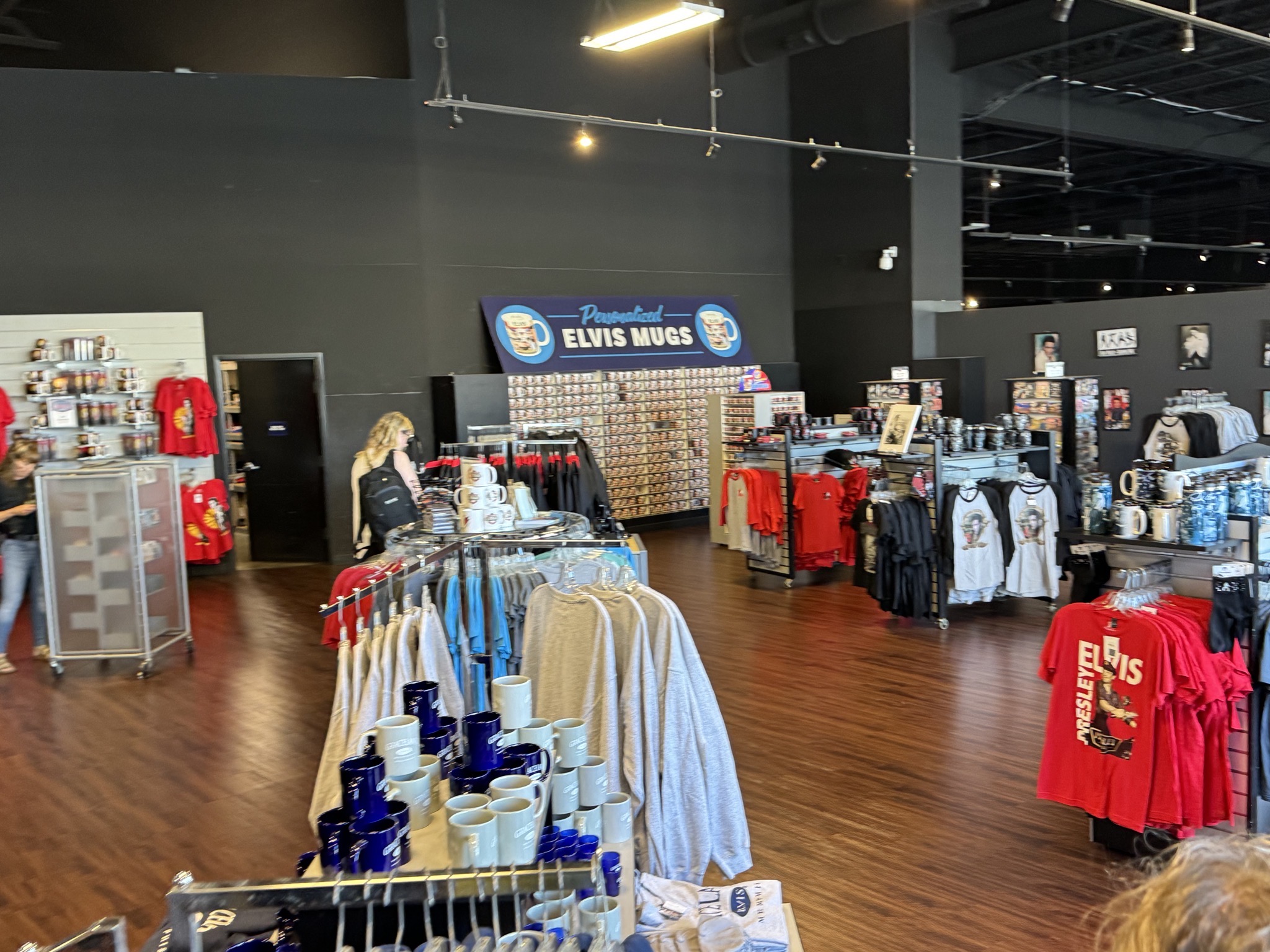 Gift store