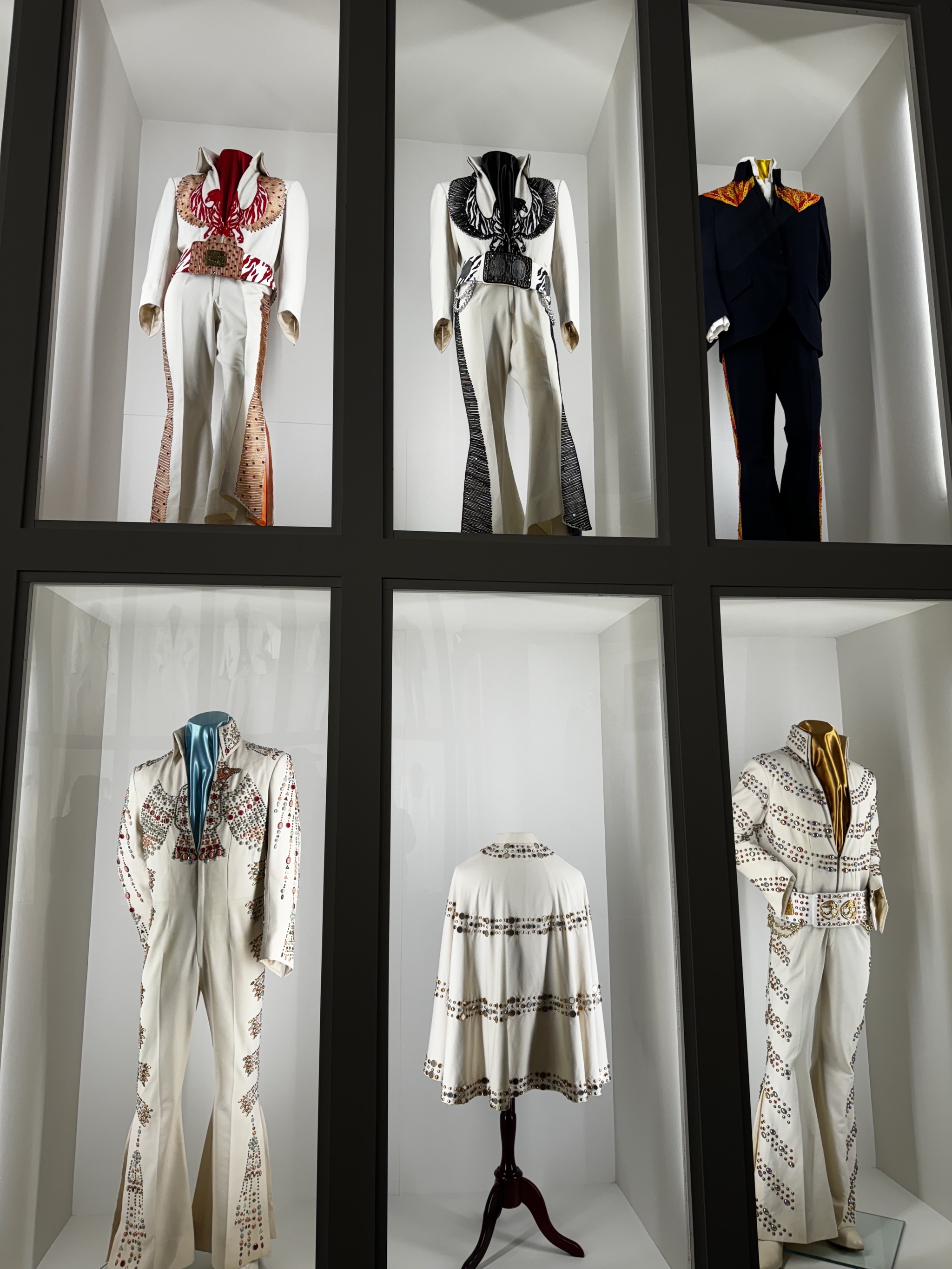 Elvis exhibits