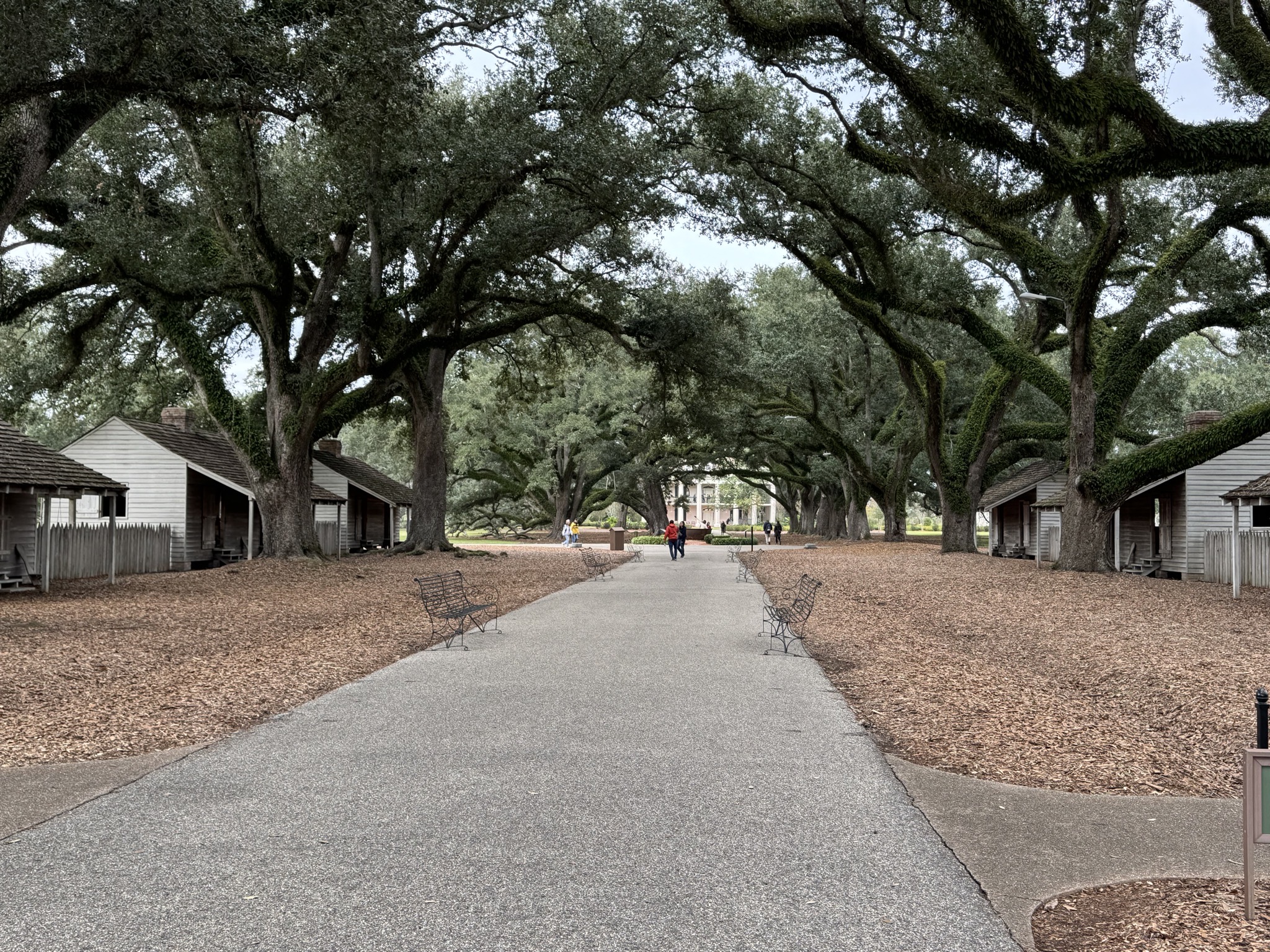Slave quarters and big house