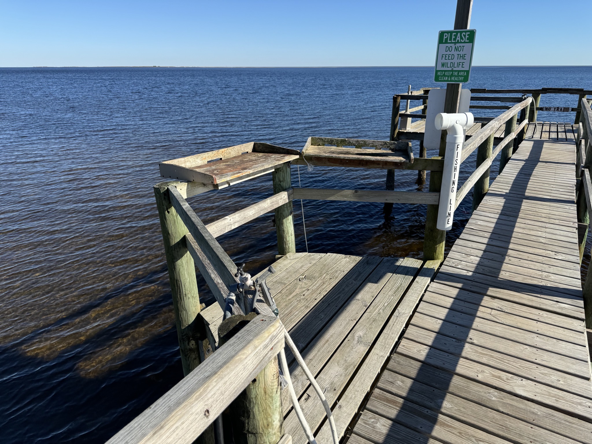 Fishing pier