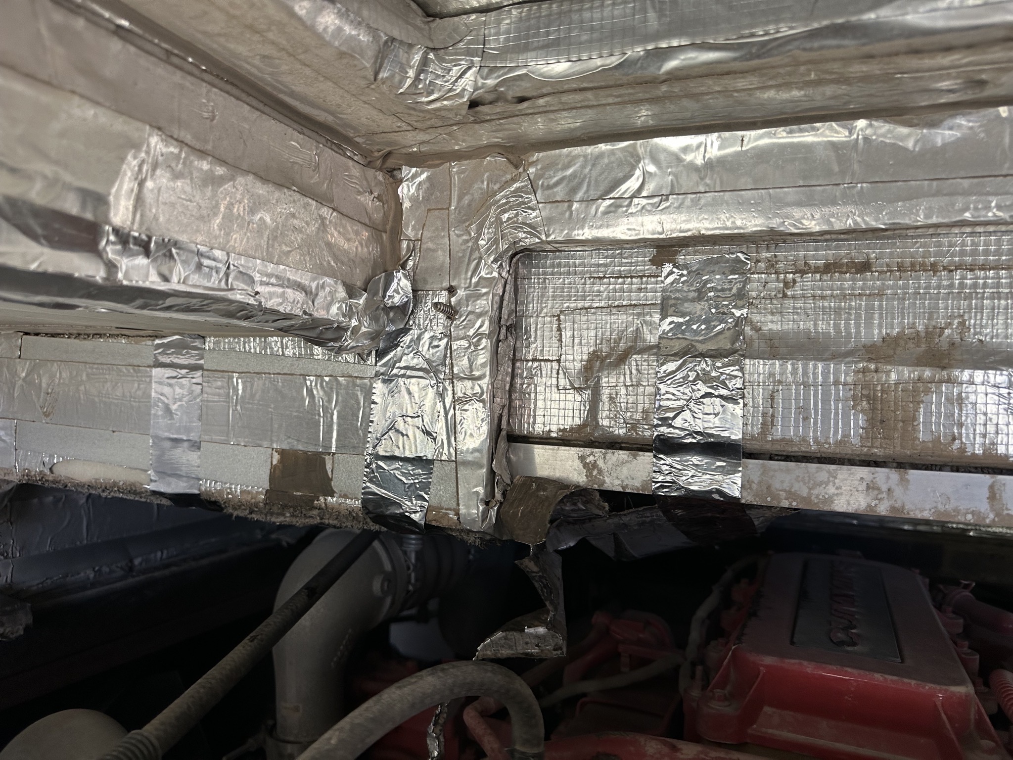 Engine insulation