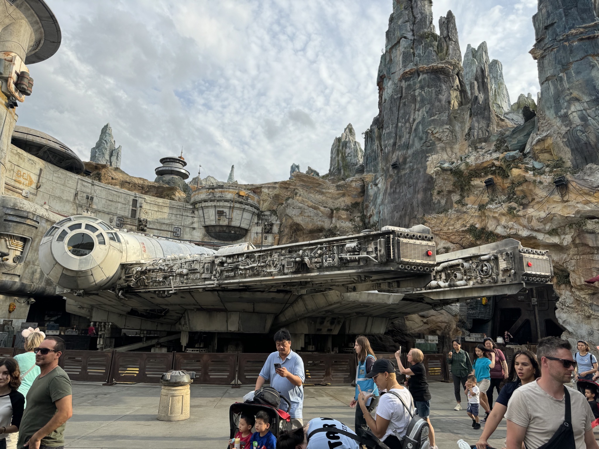Star Wars Galaxy's Edge