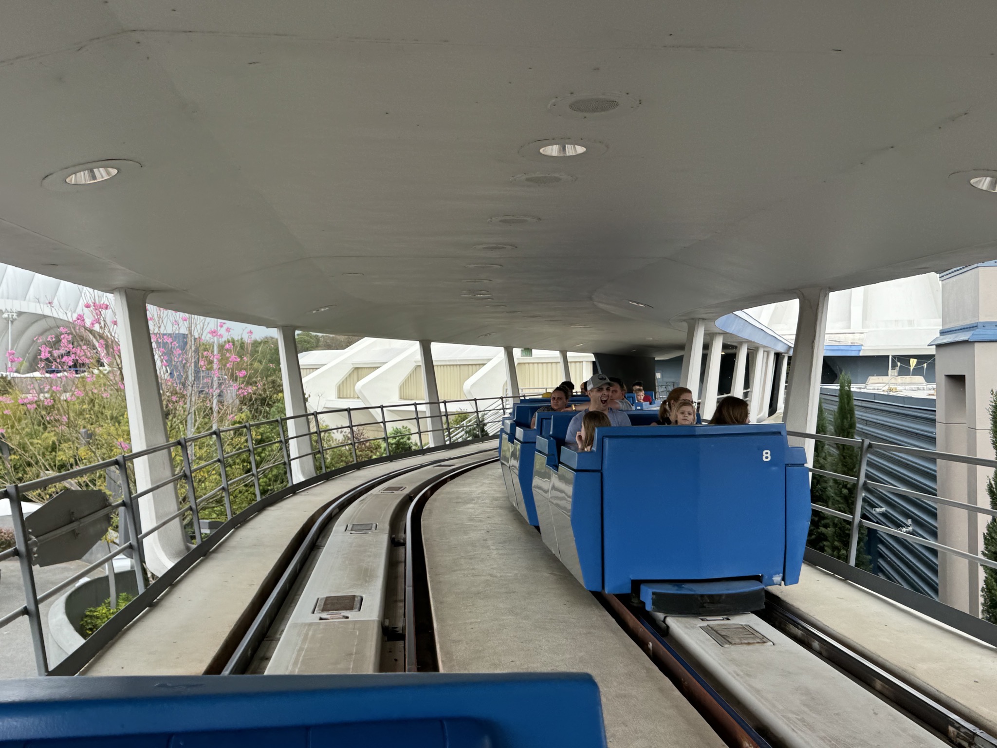 Peoplemover