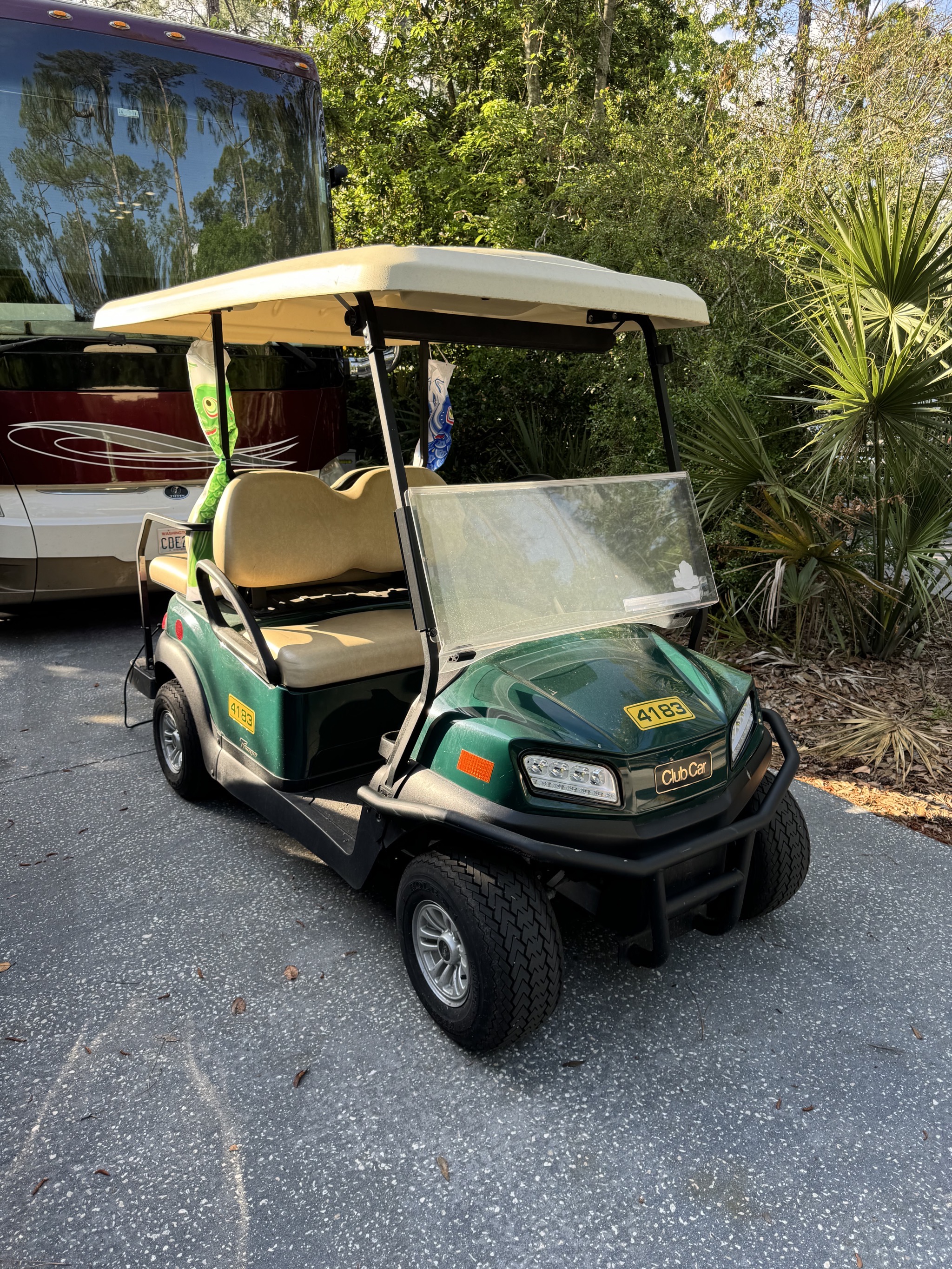 Golf cart