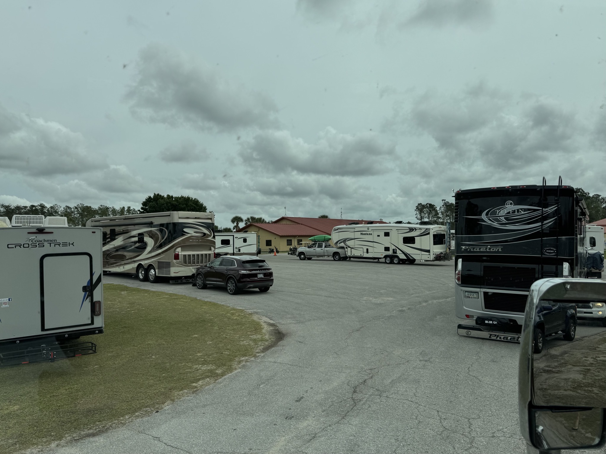 Line of RVs