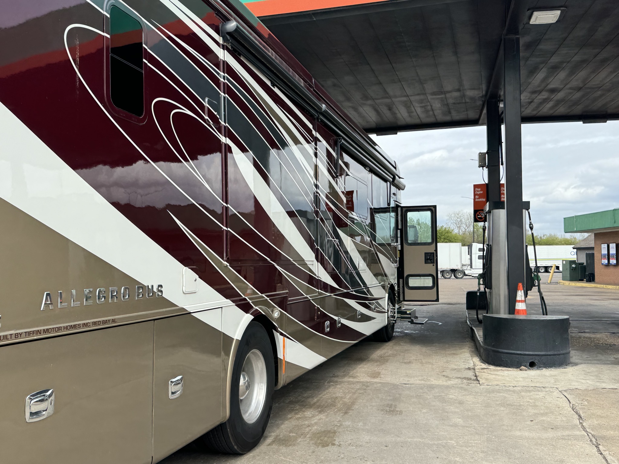 Fuel stop