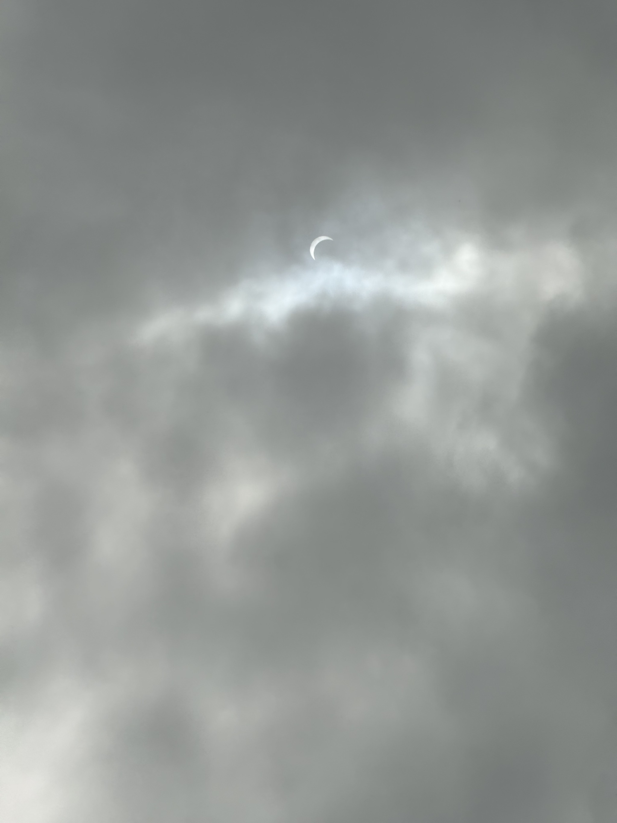 A glimpse of the sun