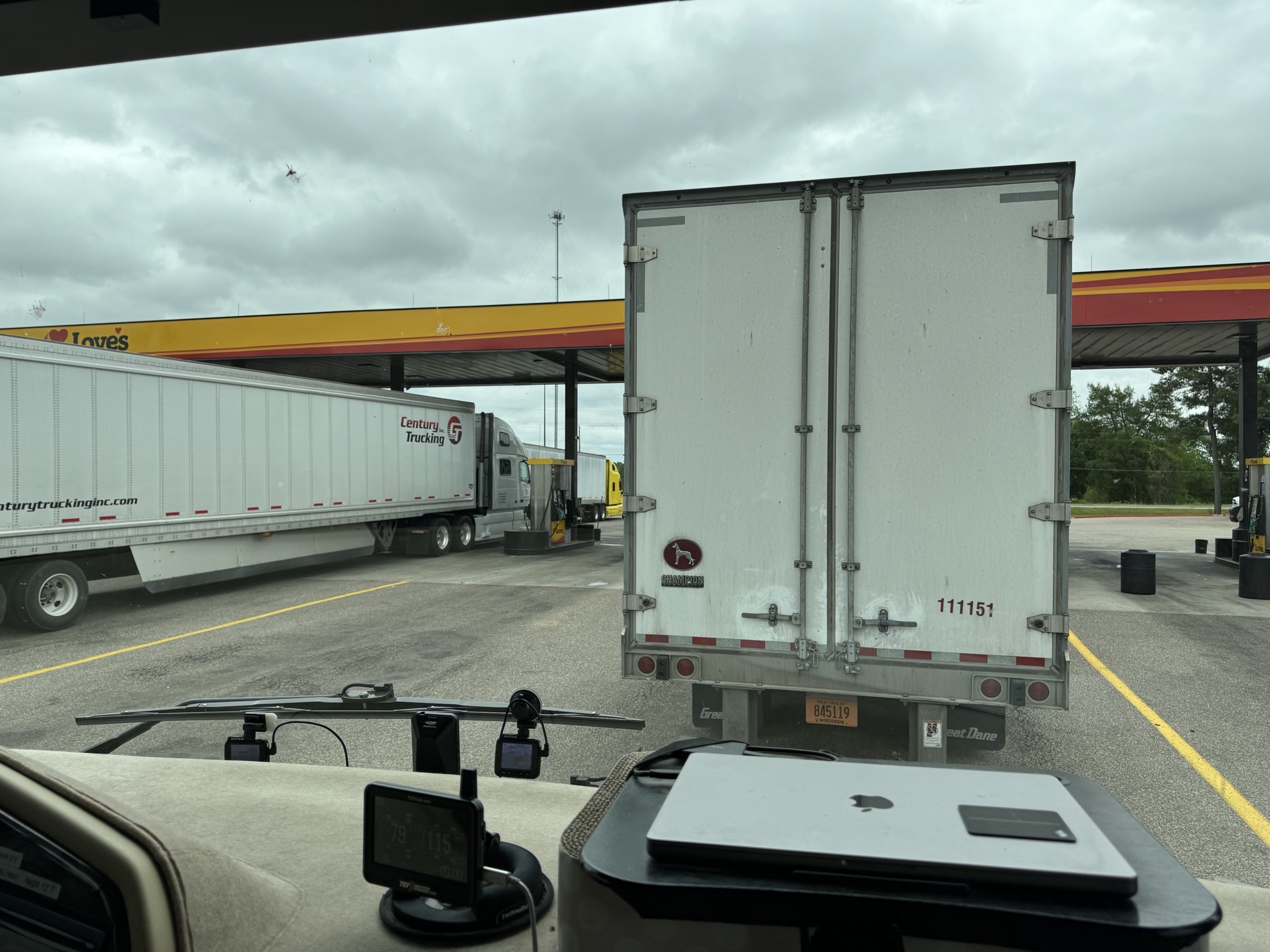 Fuel stop
