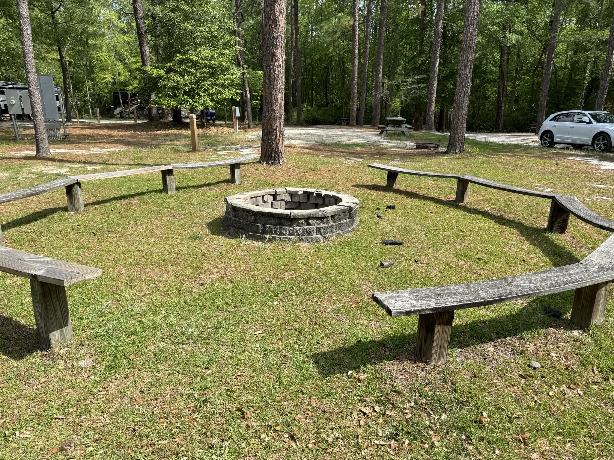 Group fire pit