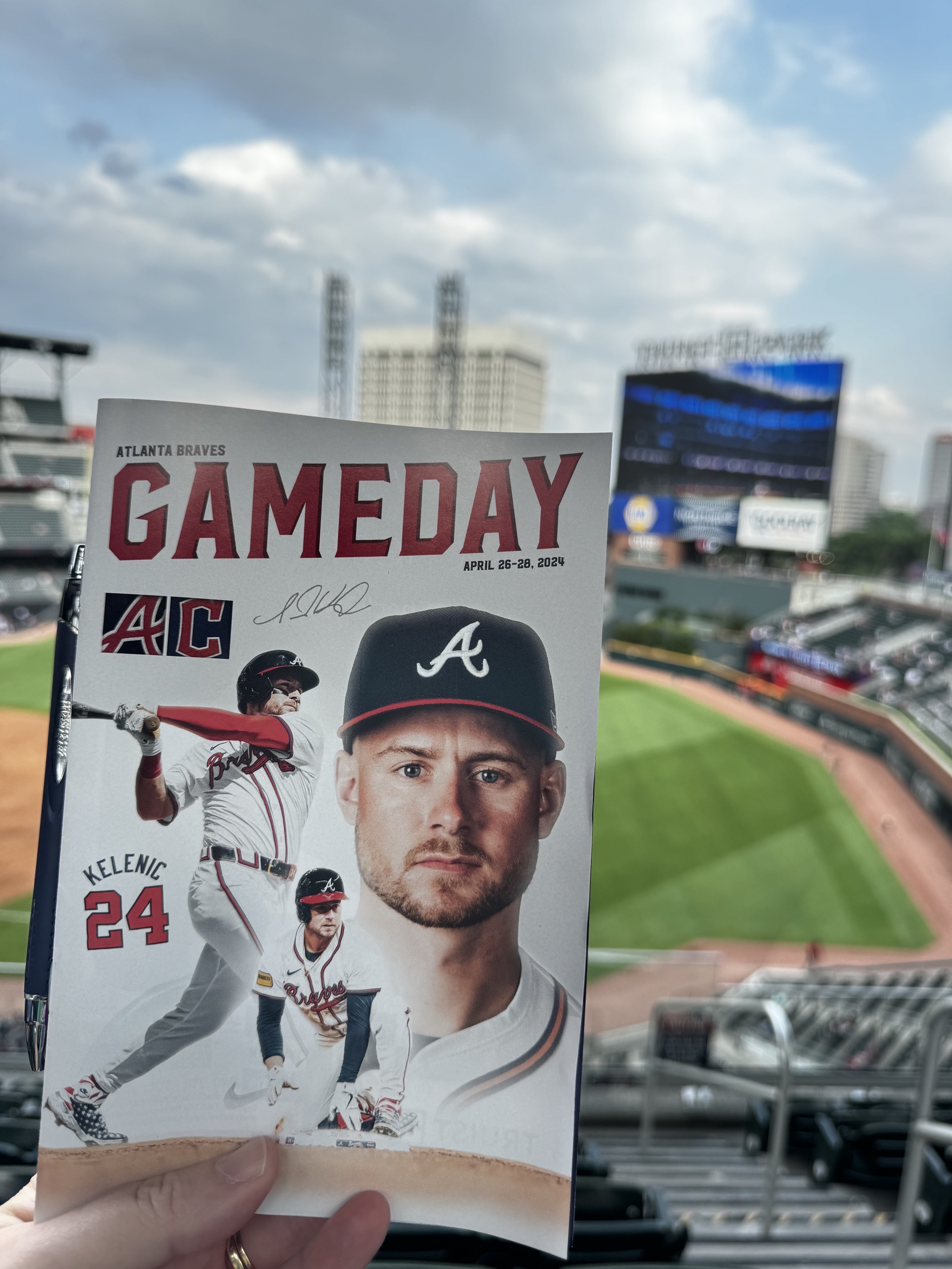 Gameday with a former Mariner, Kelenic