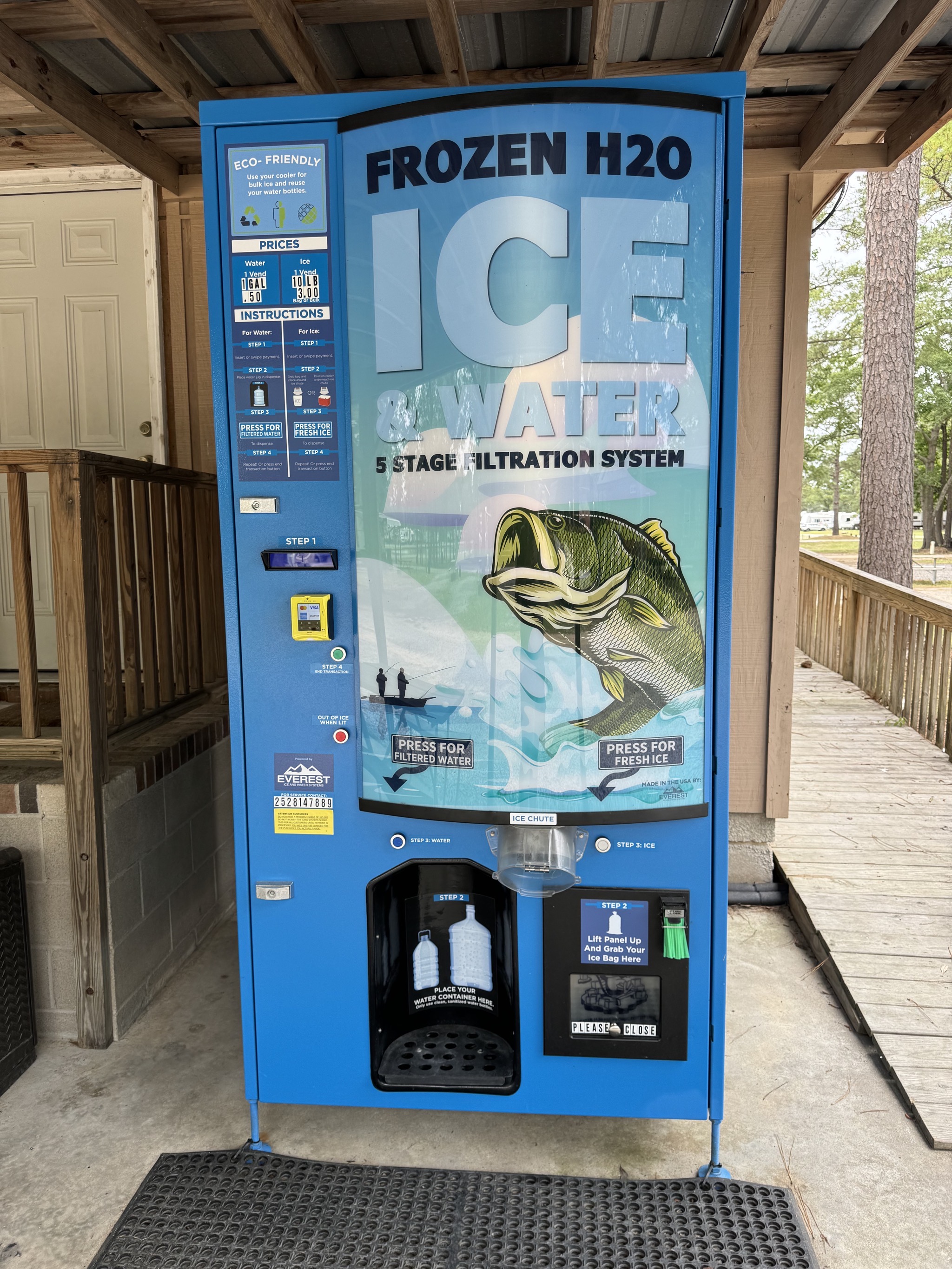 Ice and water machine