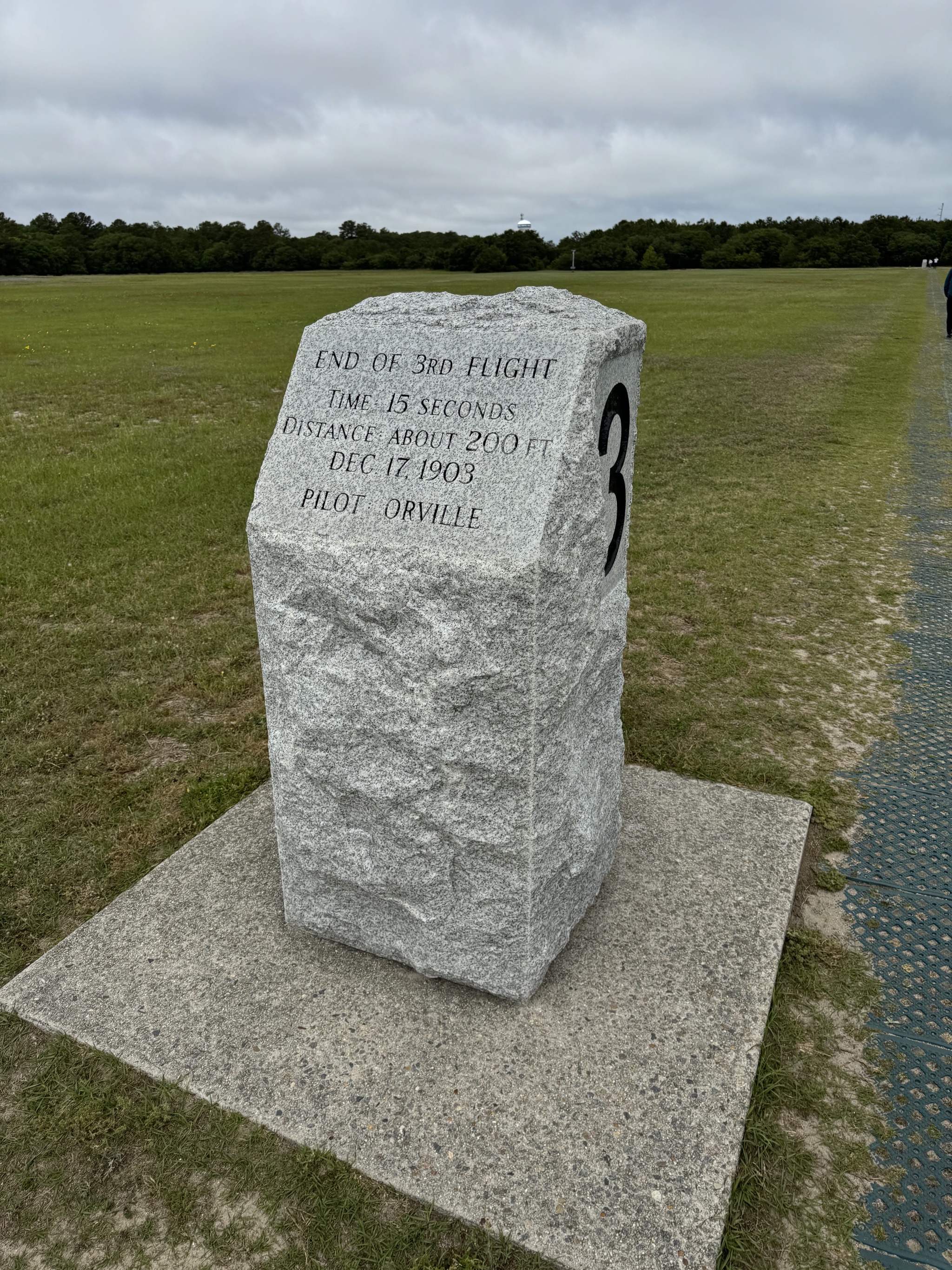Third flight marker