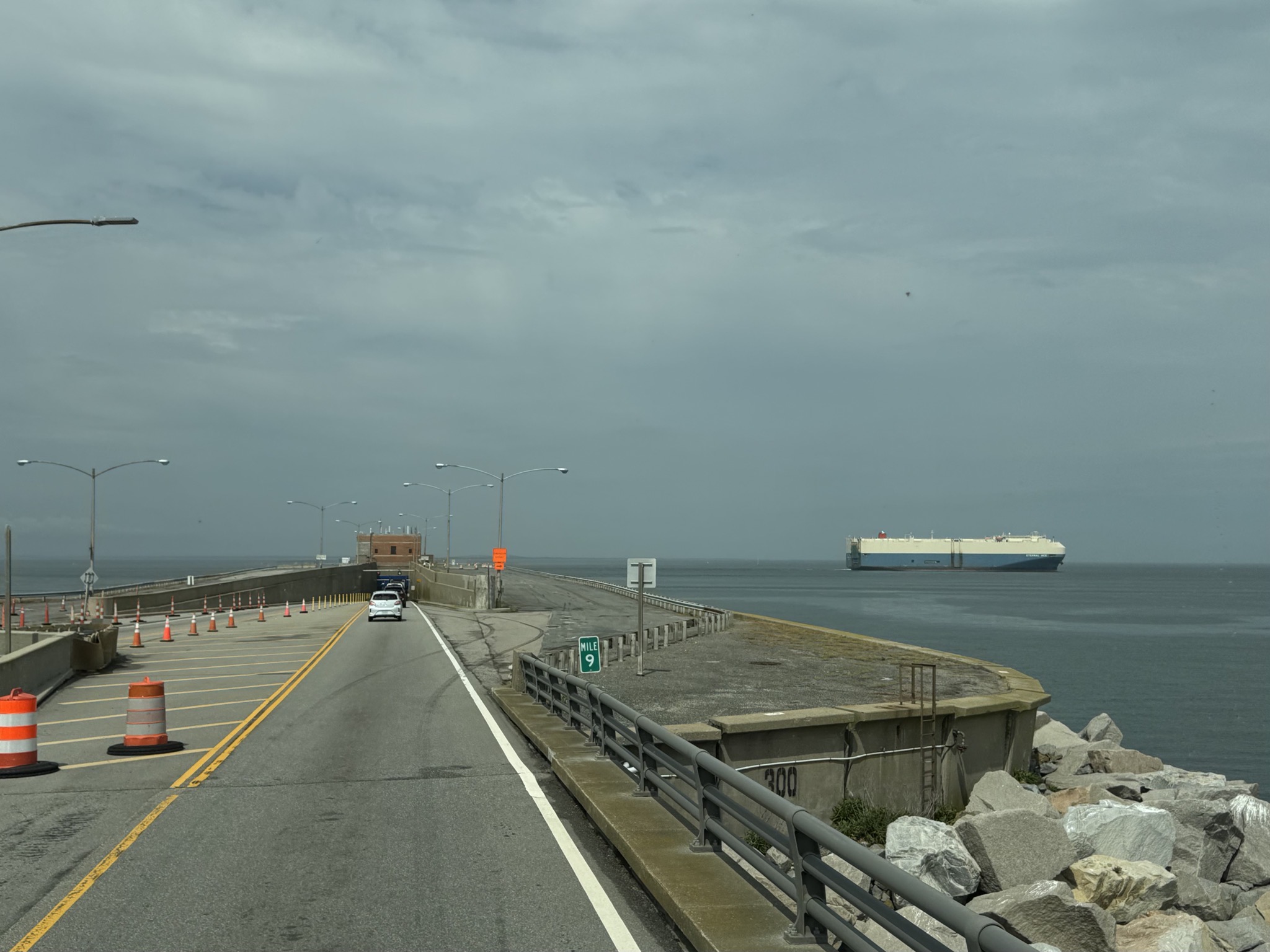 Ship going over the second tunnel