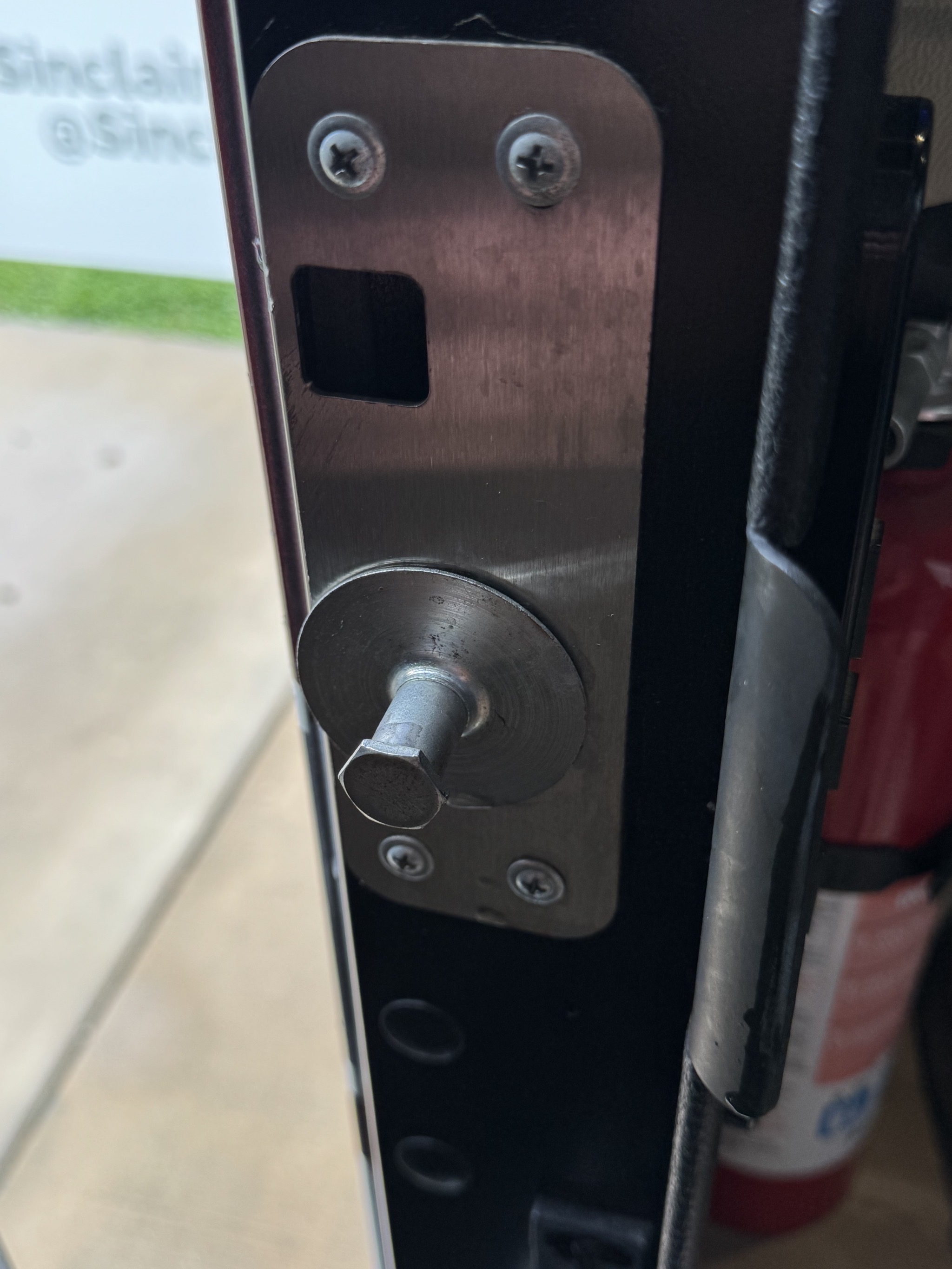 Replacing latch