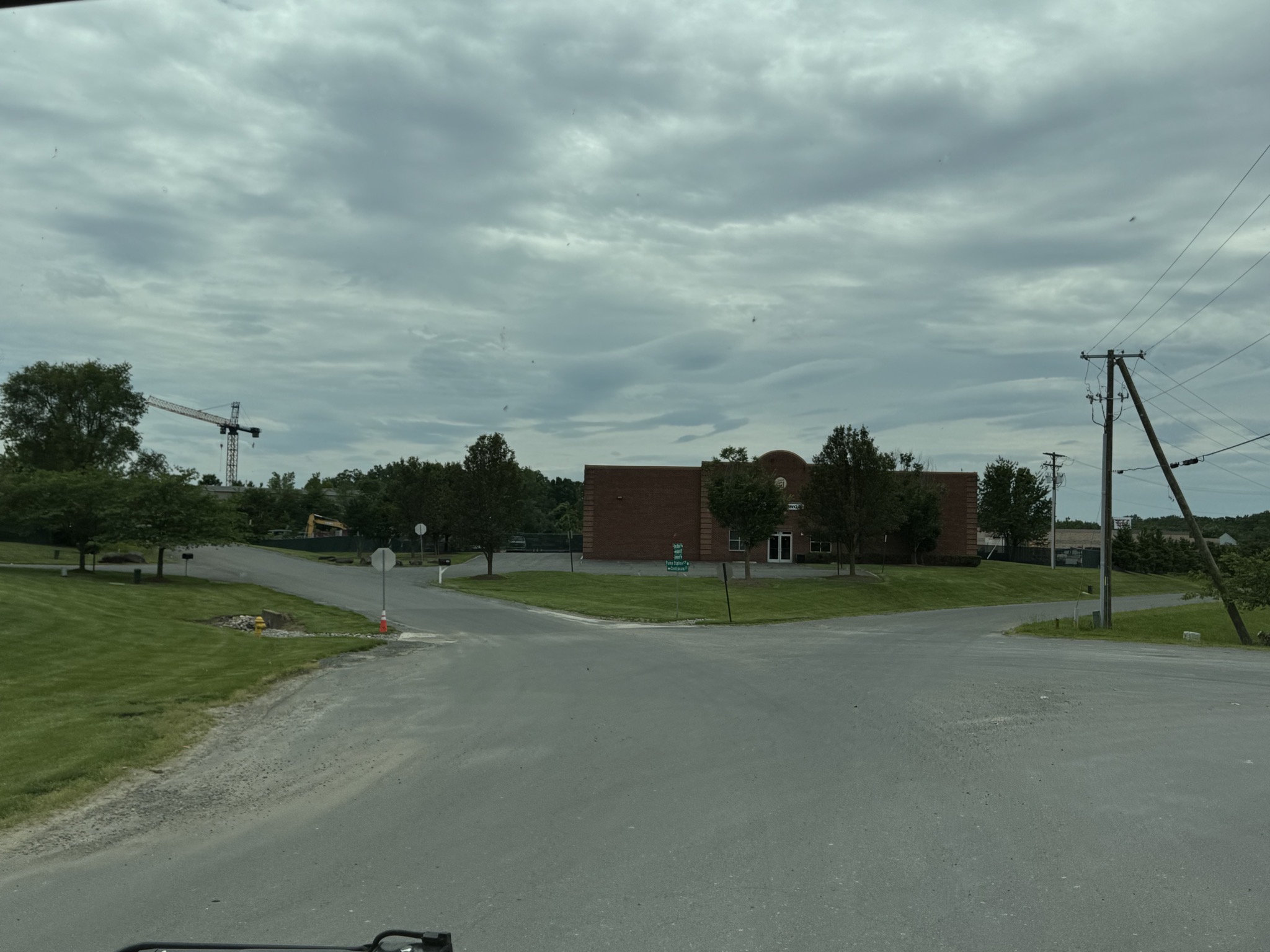 Turn onto Contractors Court