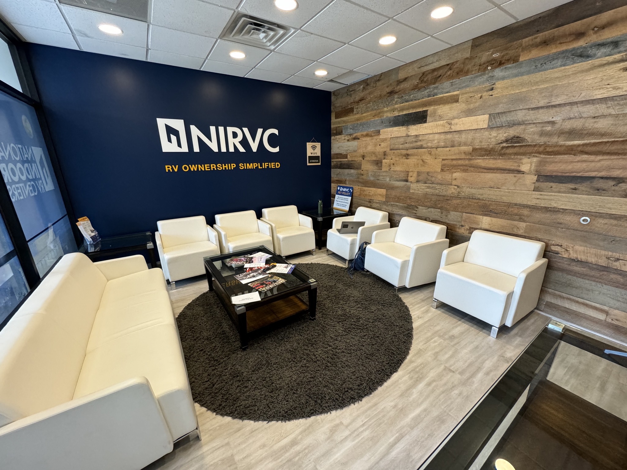 Customer lounge
