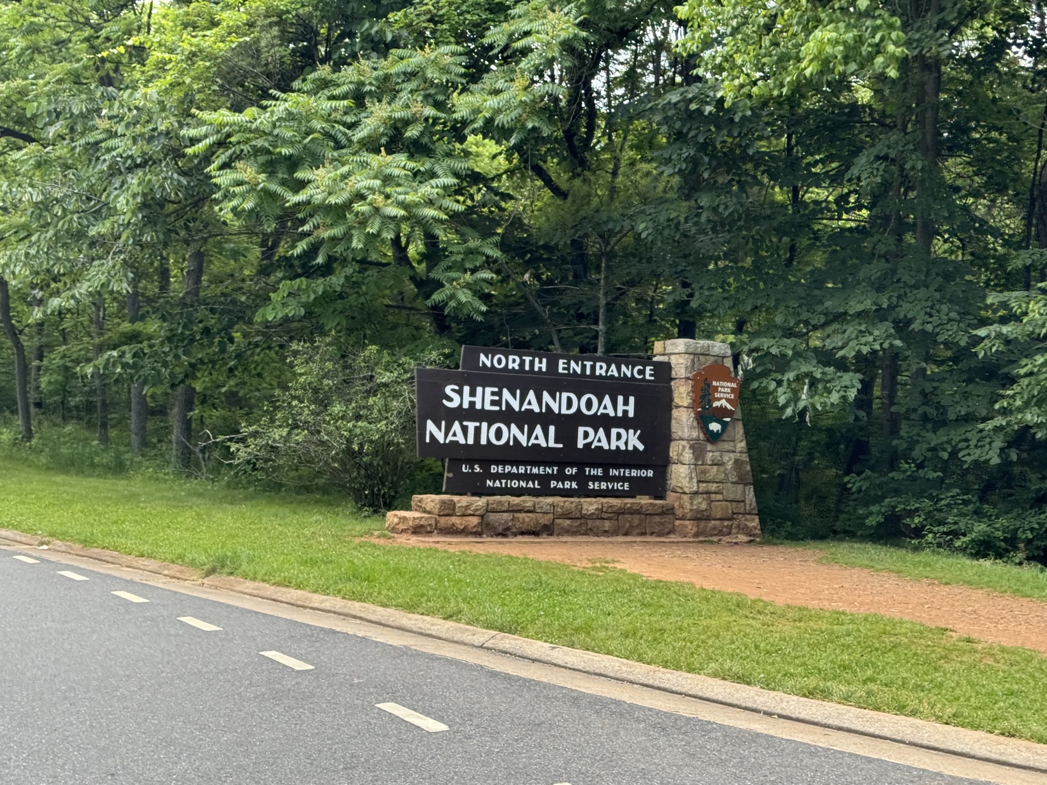 Shenandoah National Park north entrance entrance sign