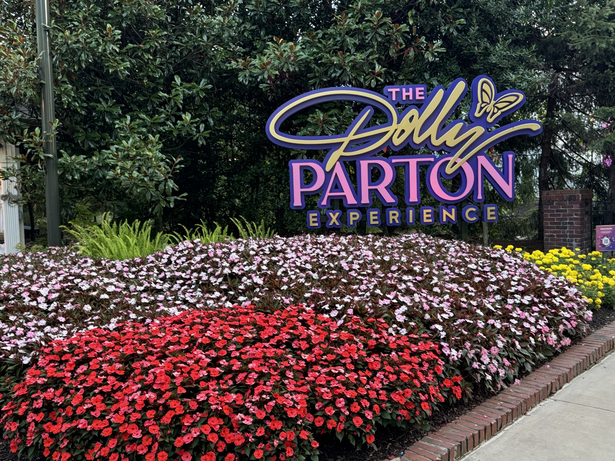 The Dolly Parton Experience