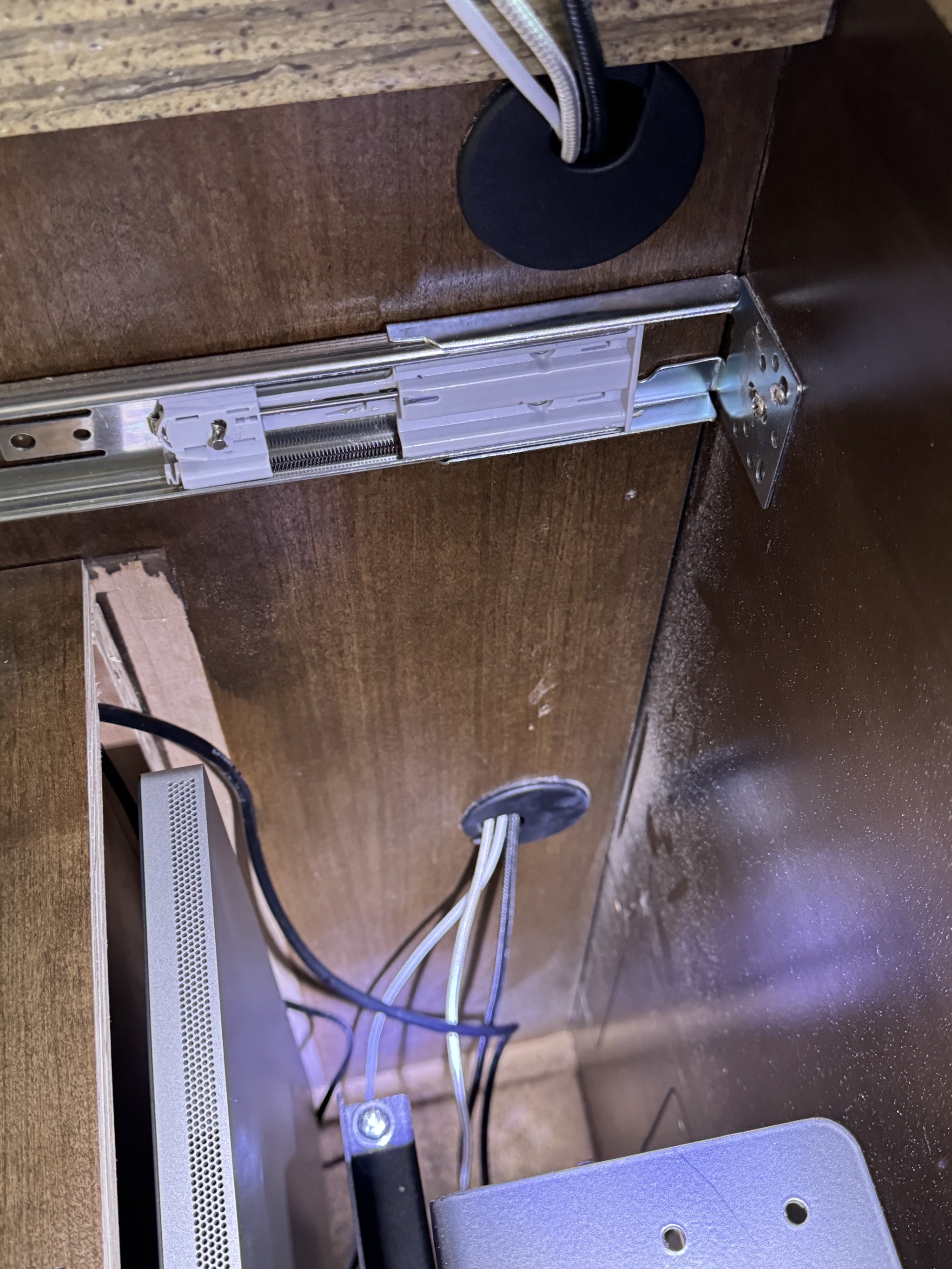 Grommets for wires