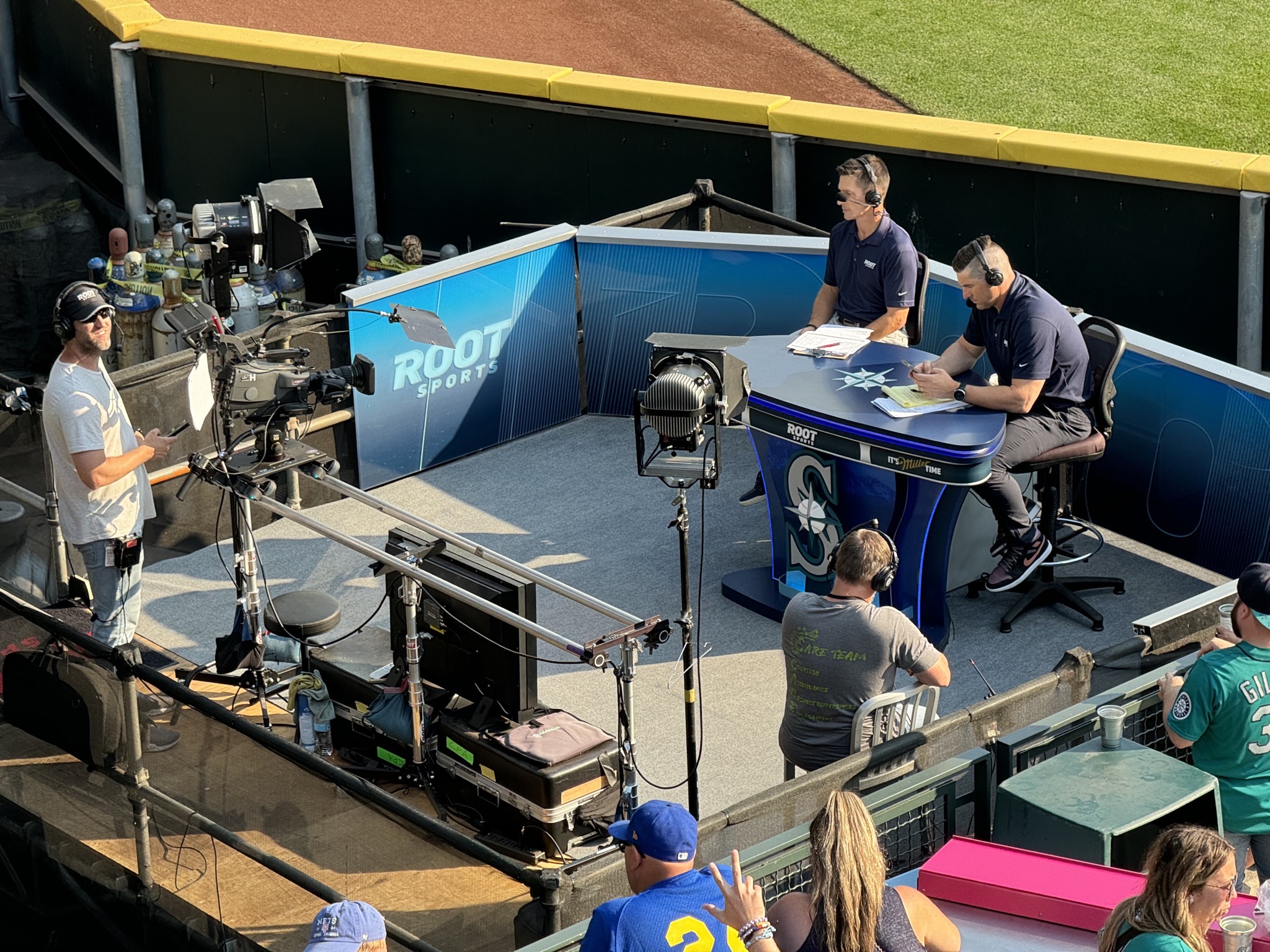Root Sports set