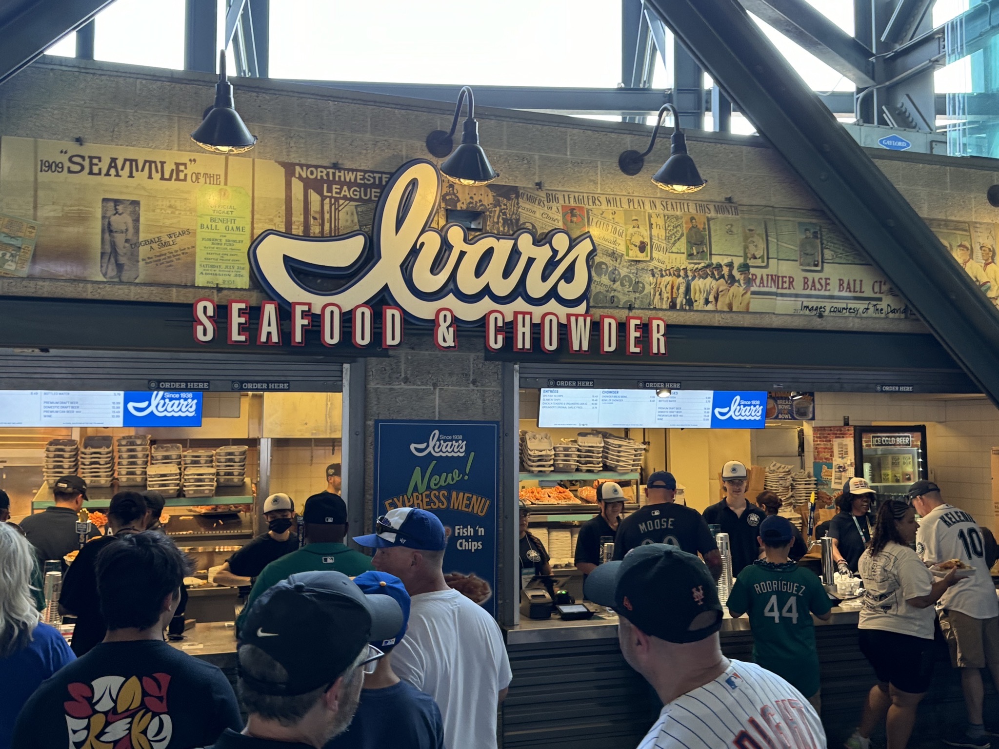 Ivar's Seafood & Chowder