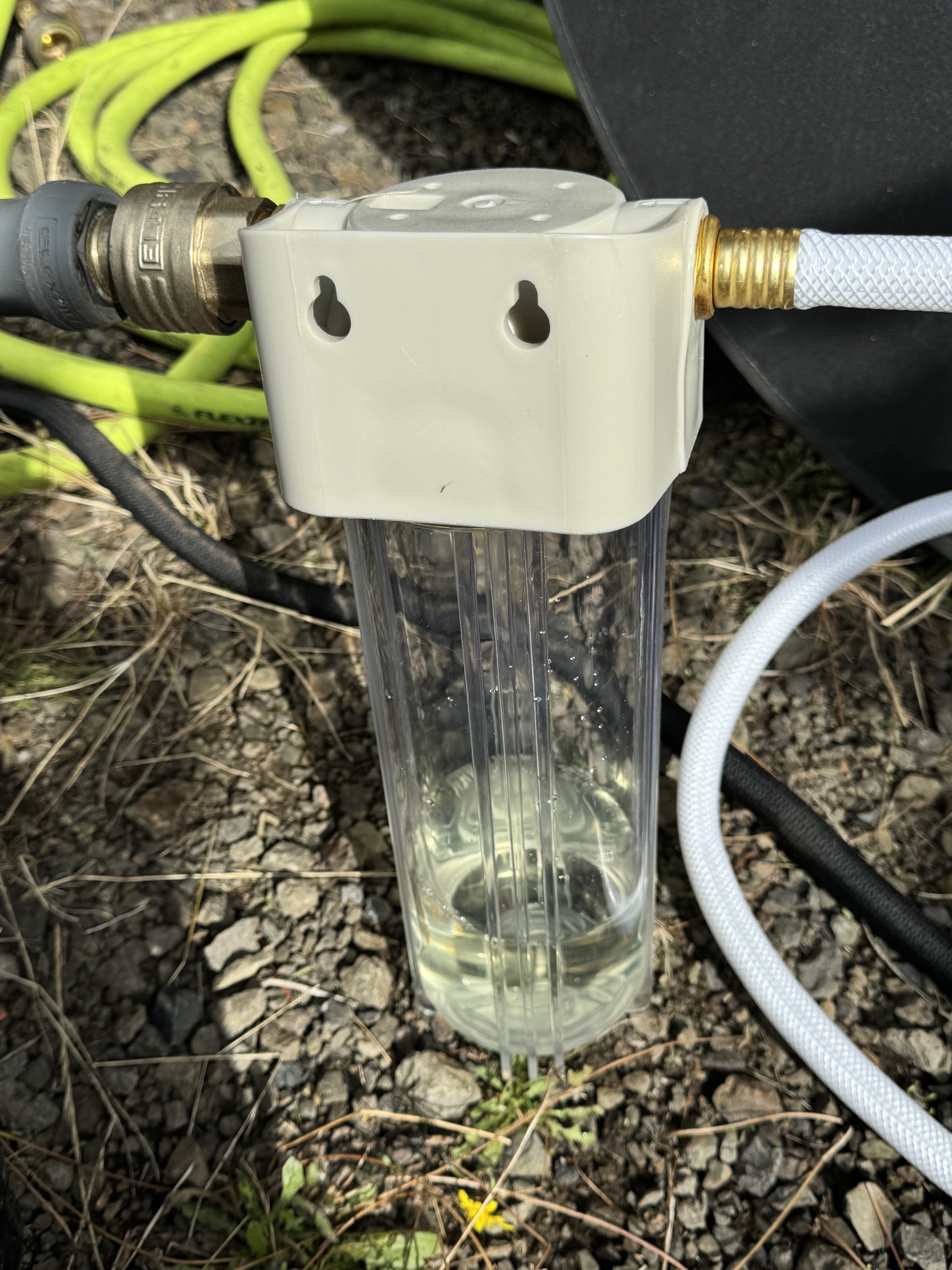 Filter canister