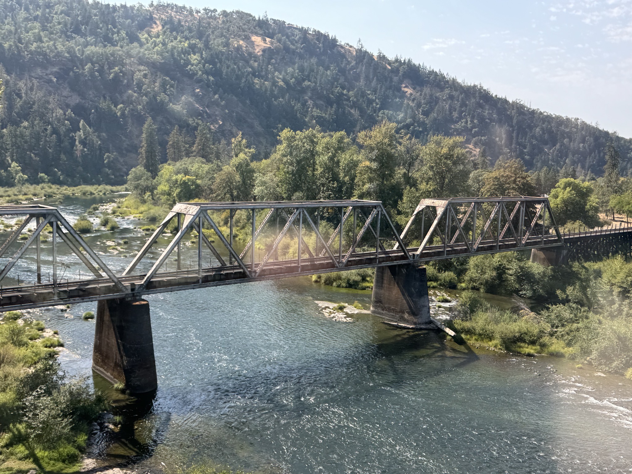Rail bridge over North Umpqua River