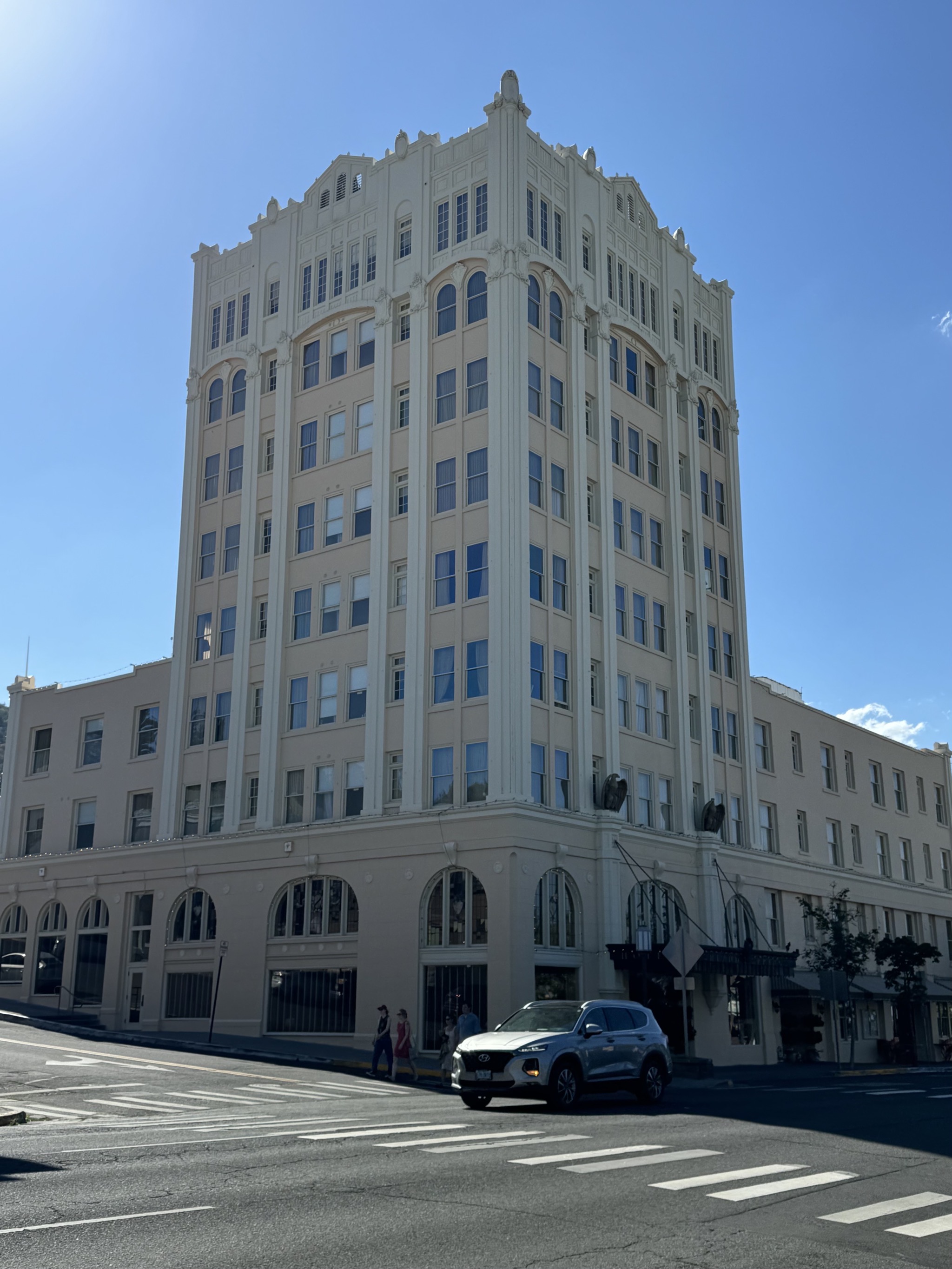 Ashland Springs Hotel