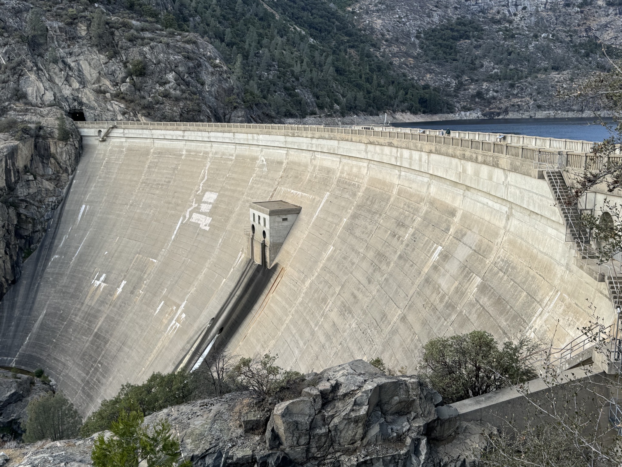 Hetch Hetchy dam