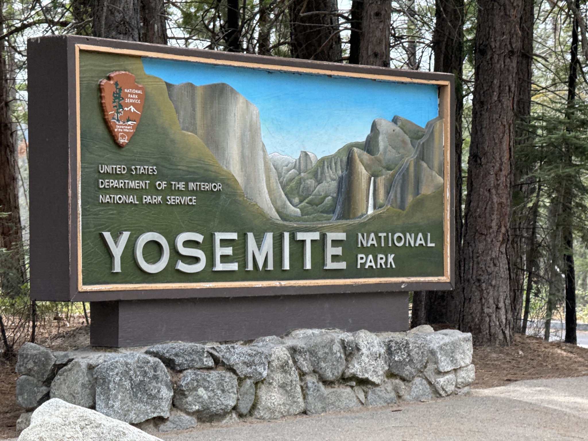 Yosemite National Park entrance sign