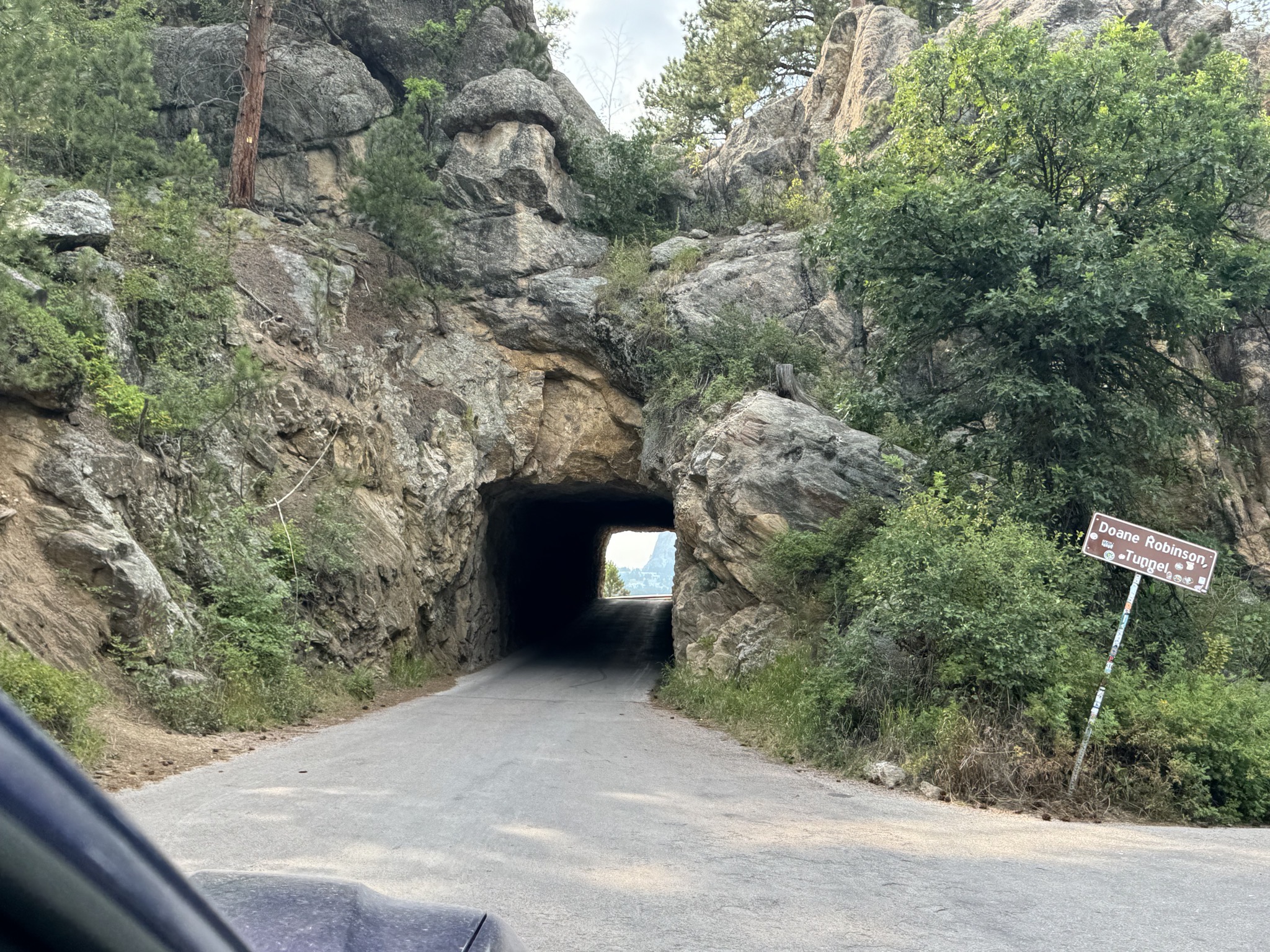 Narrow and short tunnel