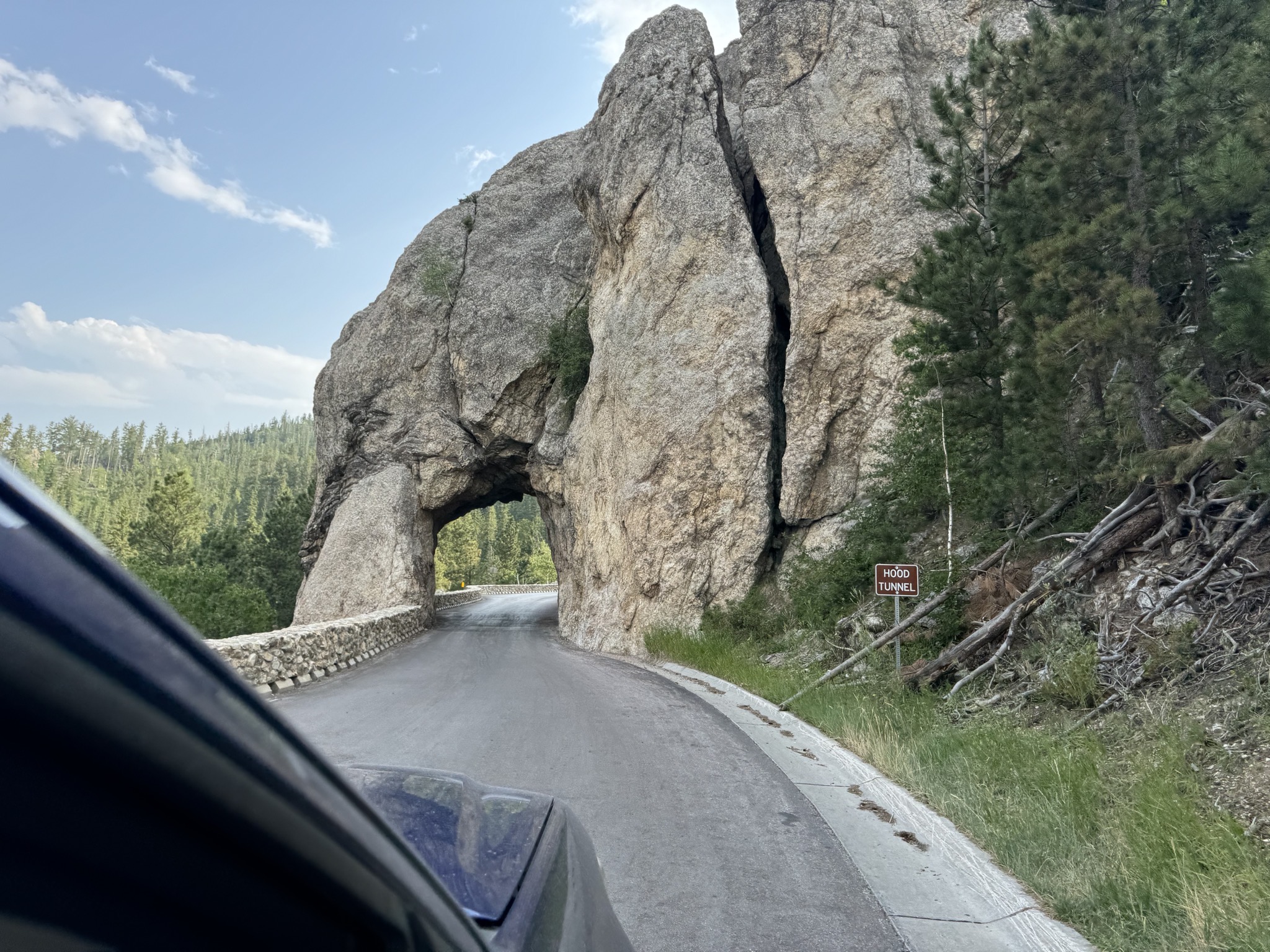Narrow and short tunnel
