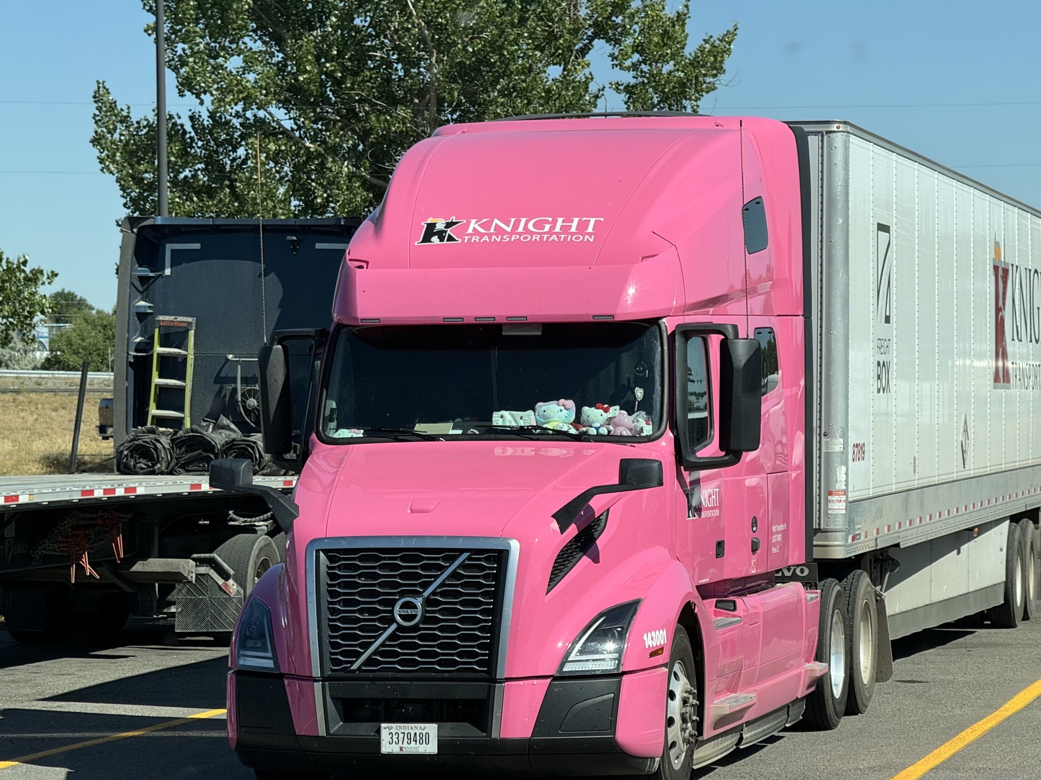 Pink truck with Hello Kitty