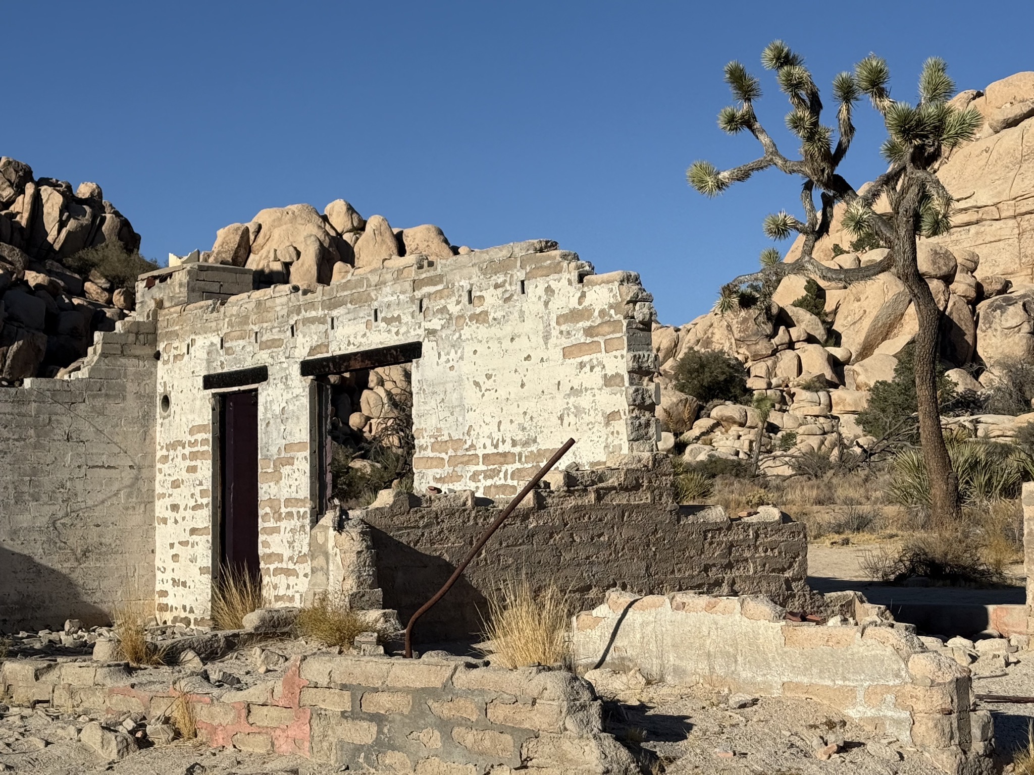 Wonderland Ranch ruins