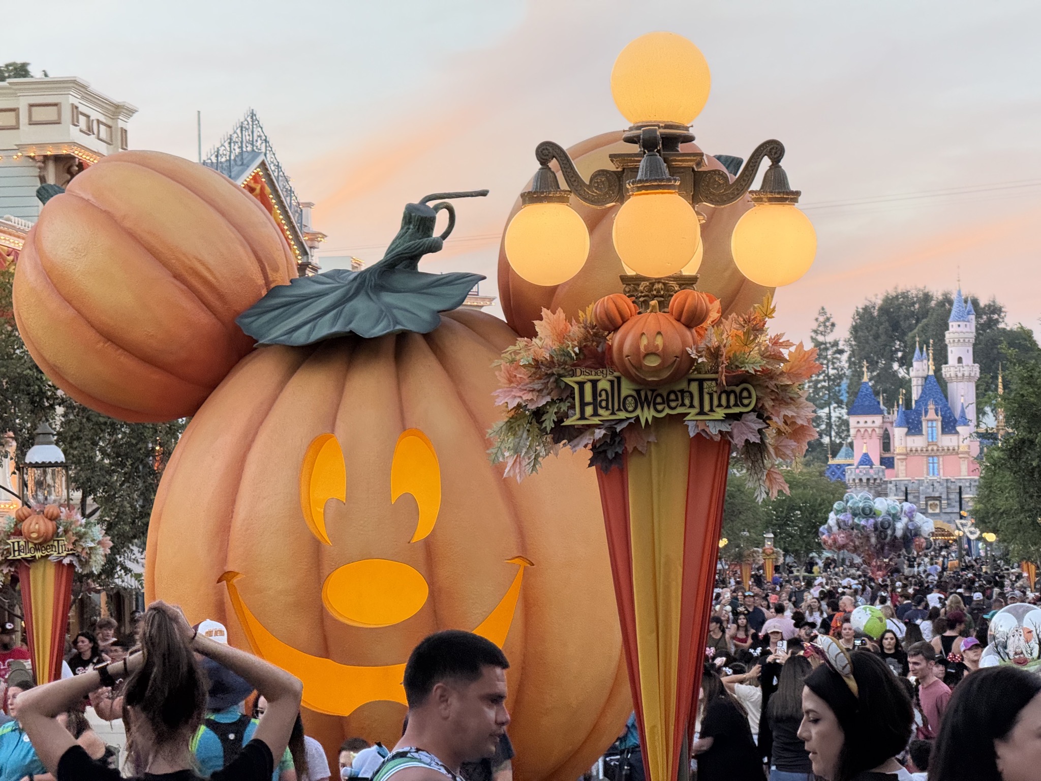Pumpkin and castle