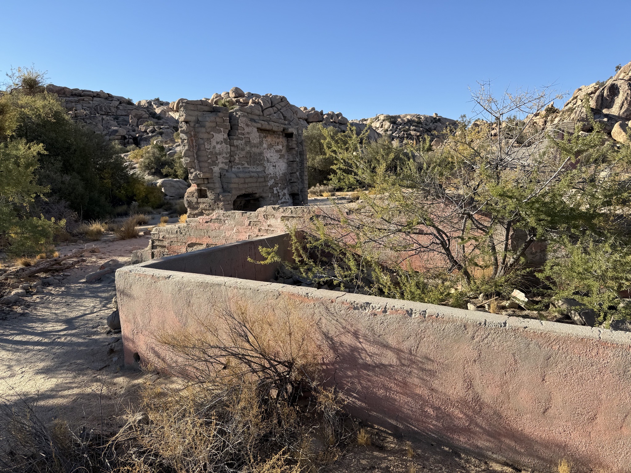 Wonderland Ranch ruins