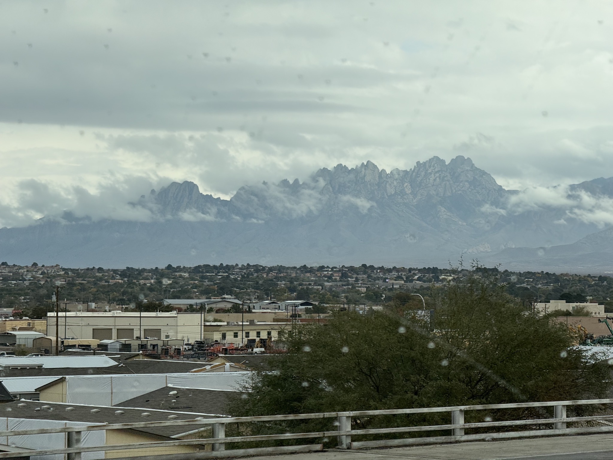 Nice mountains beyond Las Cruces