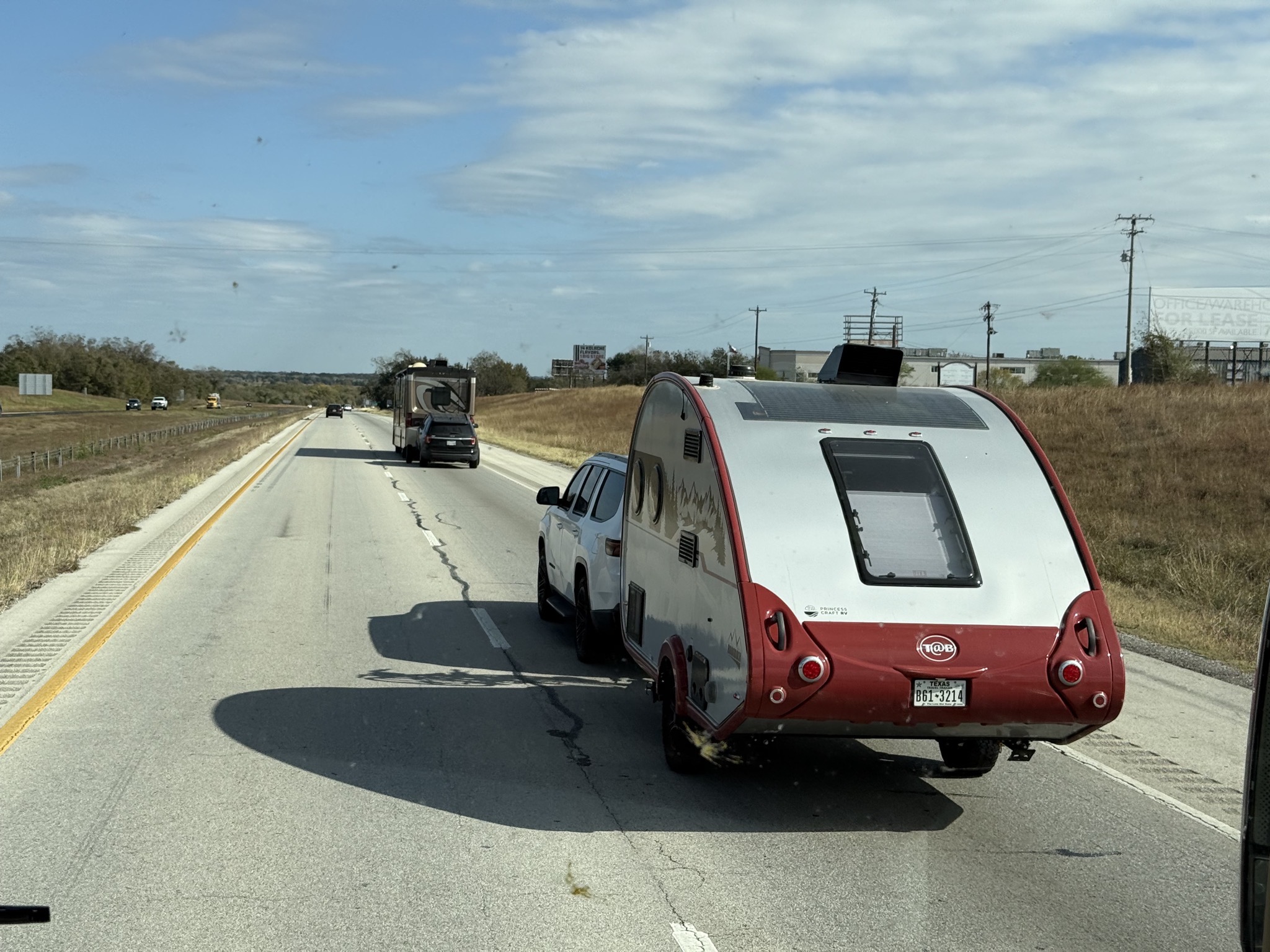 Motorhome and T@B trailer