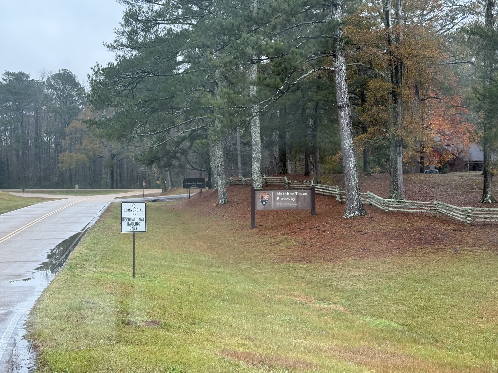 Entering Natchez Trace Parkway