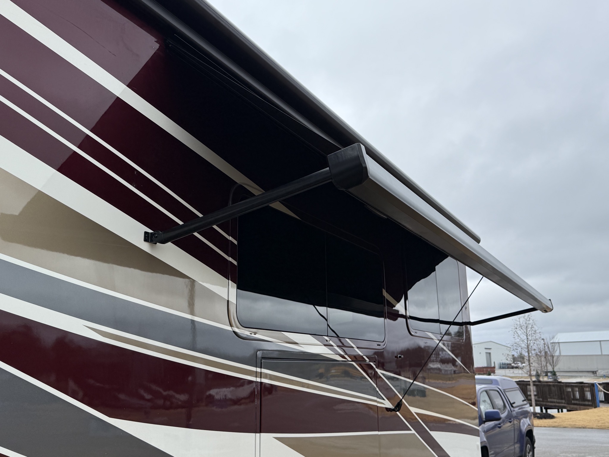 New window awning