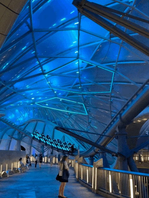 Tron ride