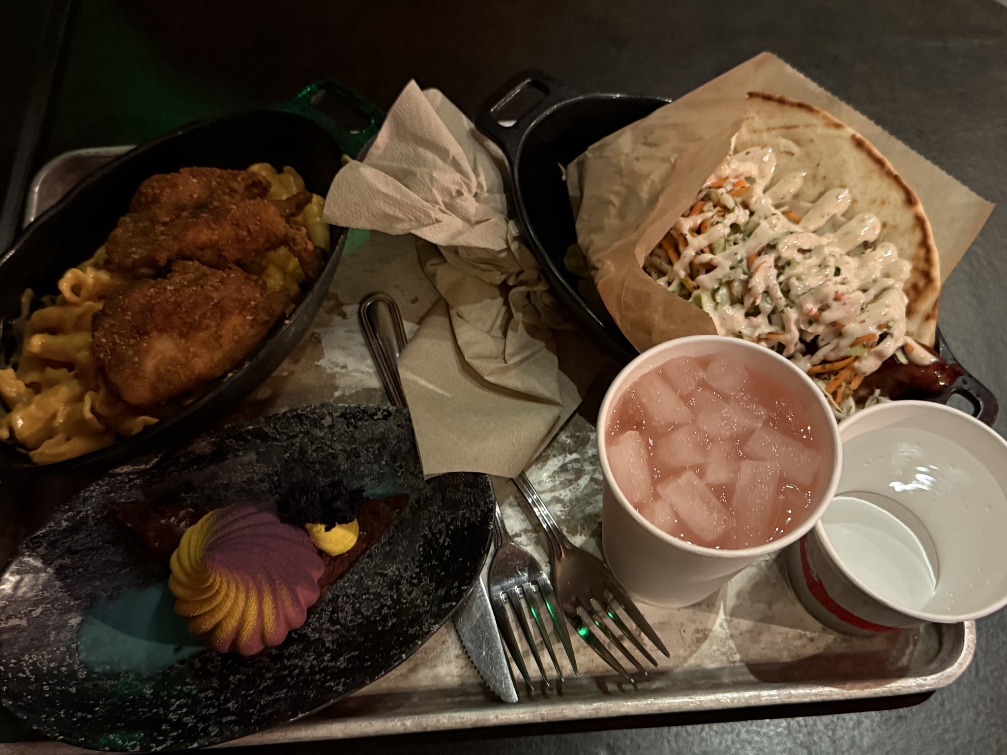 Dinner in Galaxy's Edge