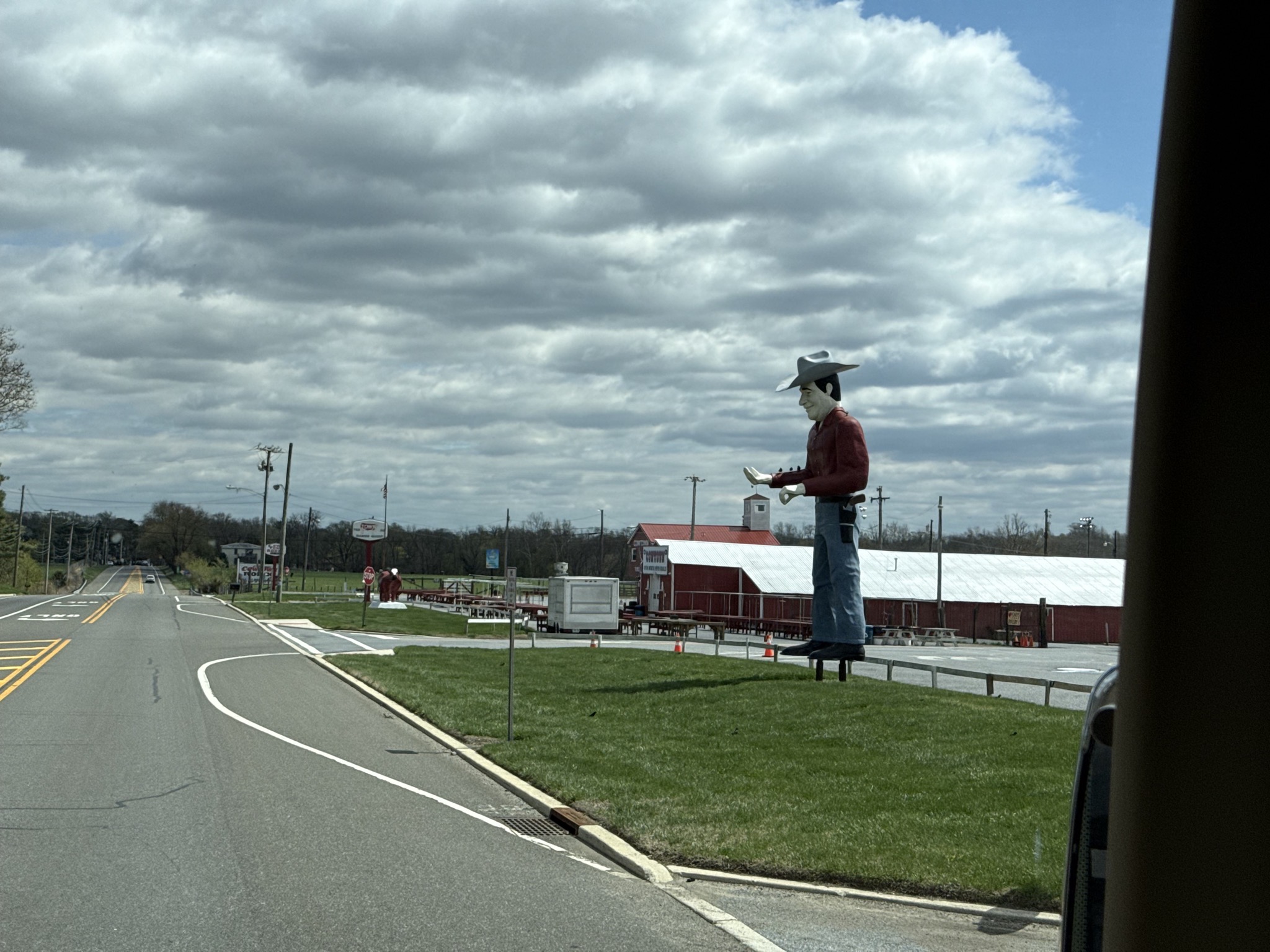 Muffler man