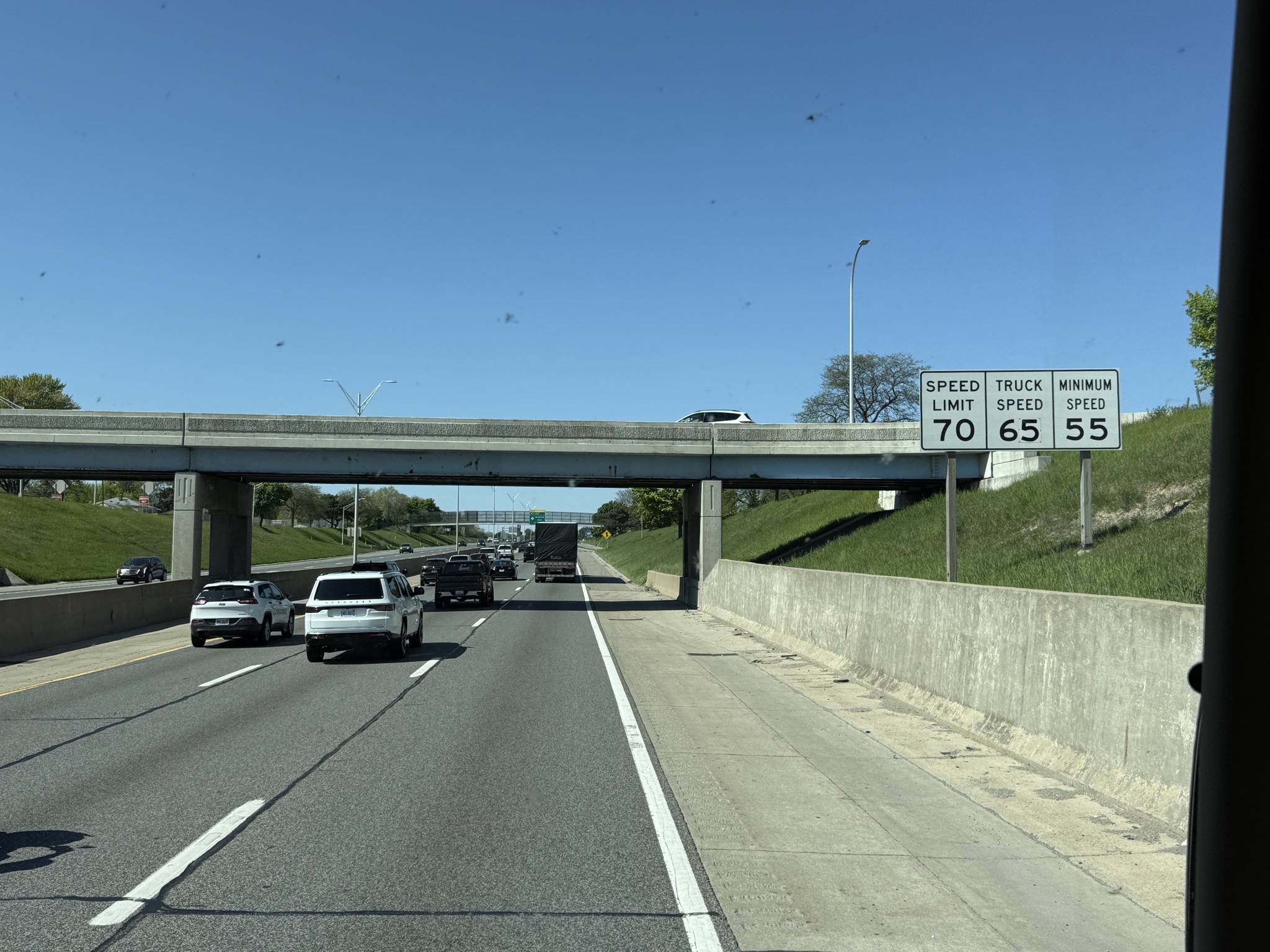 Speed limit 70, truck speed 65, minimum speed 55