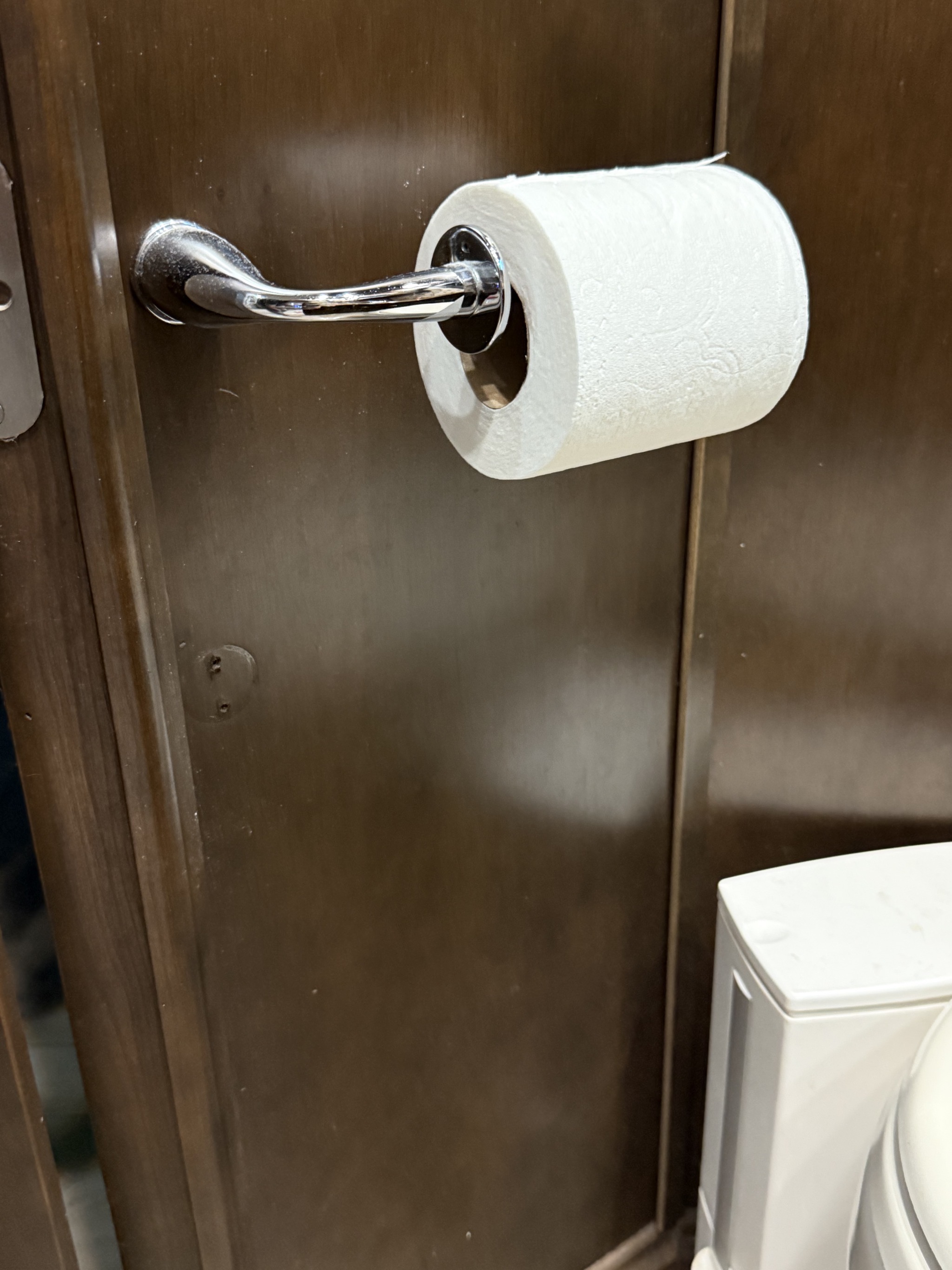 Toilet paper holder