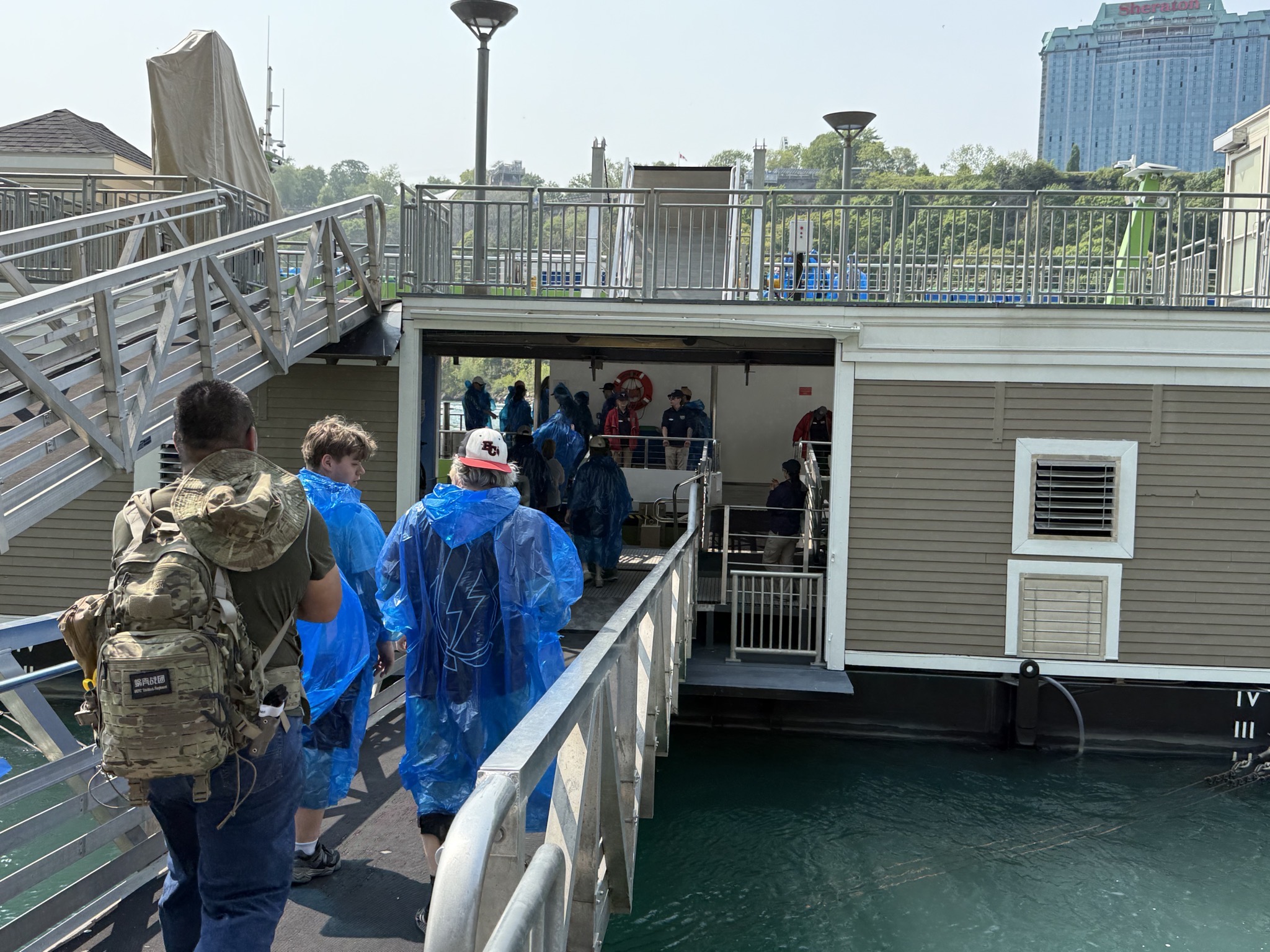 Boarding boat