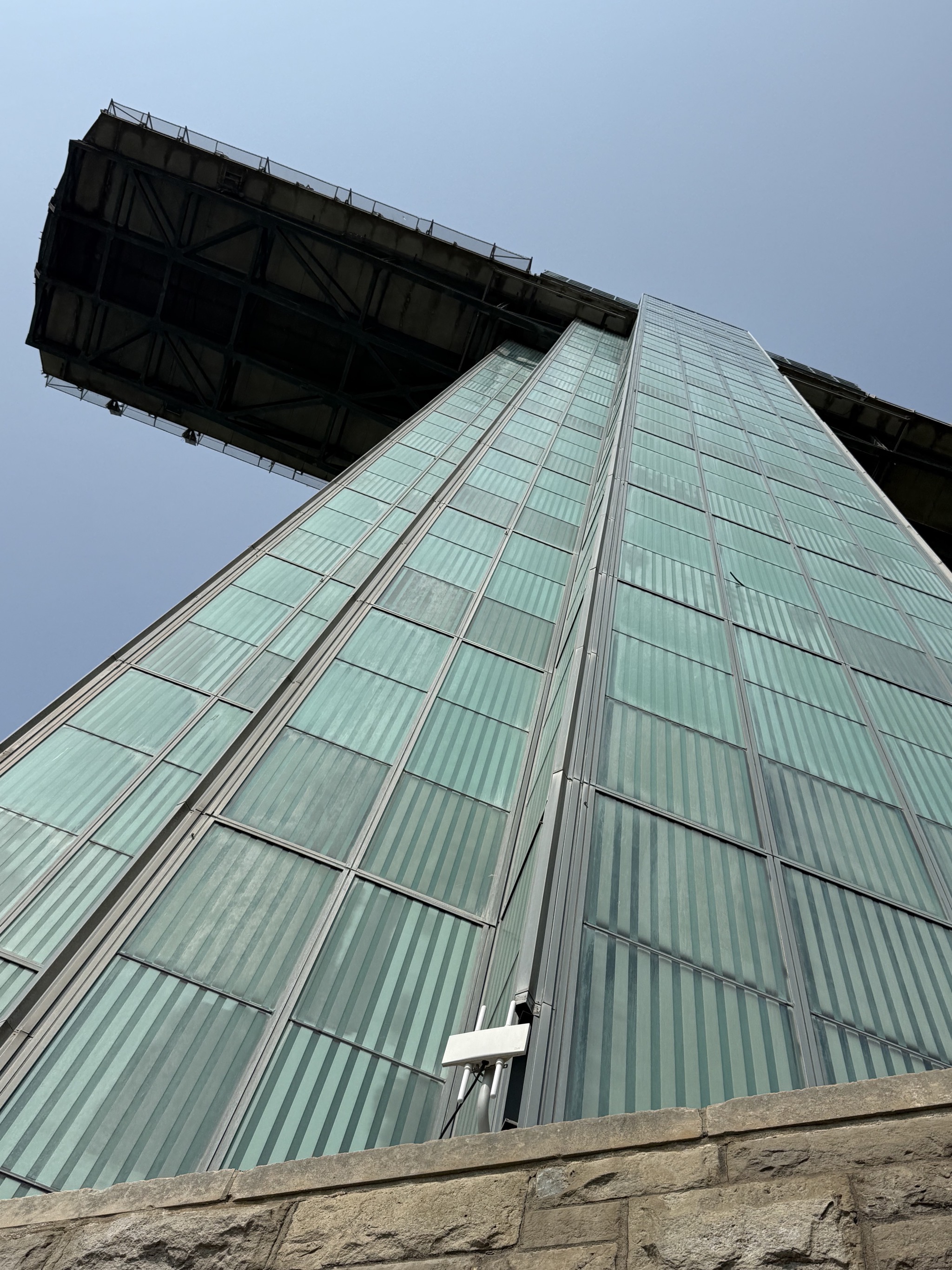 Viewing tower