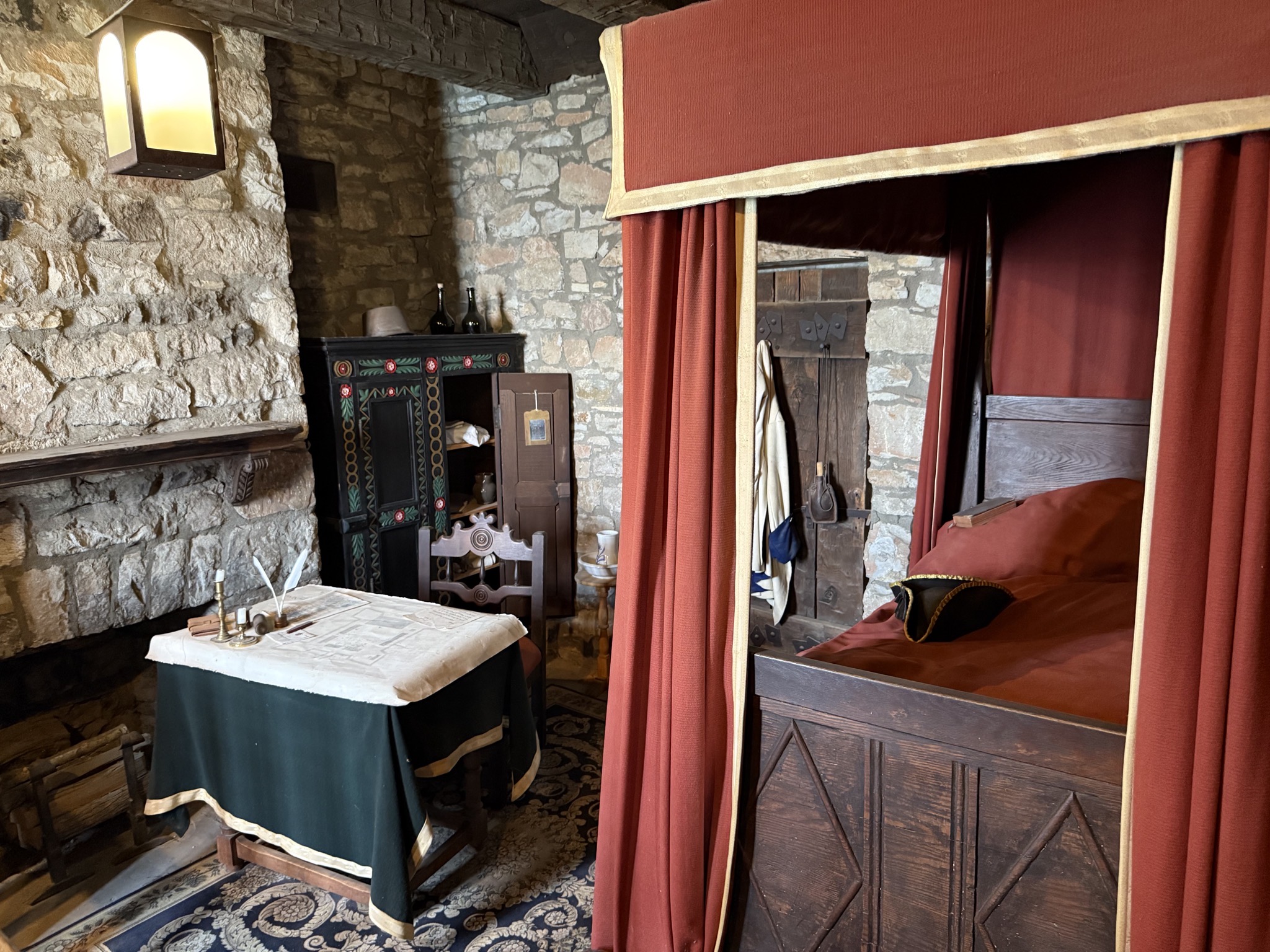 Fort